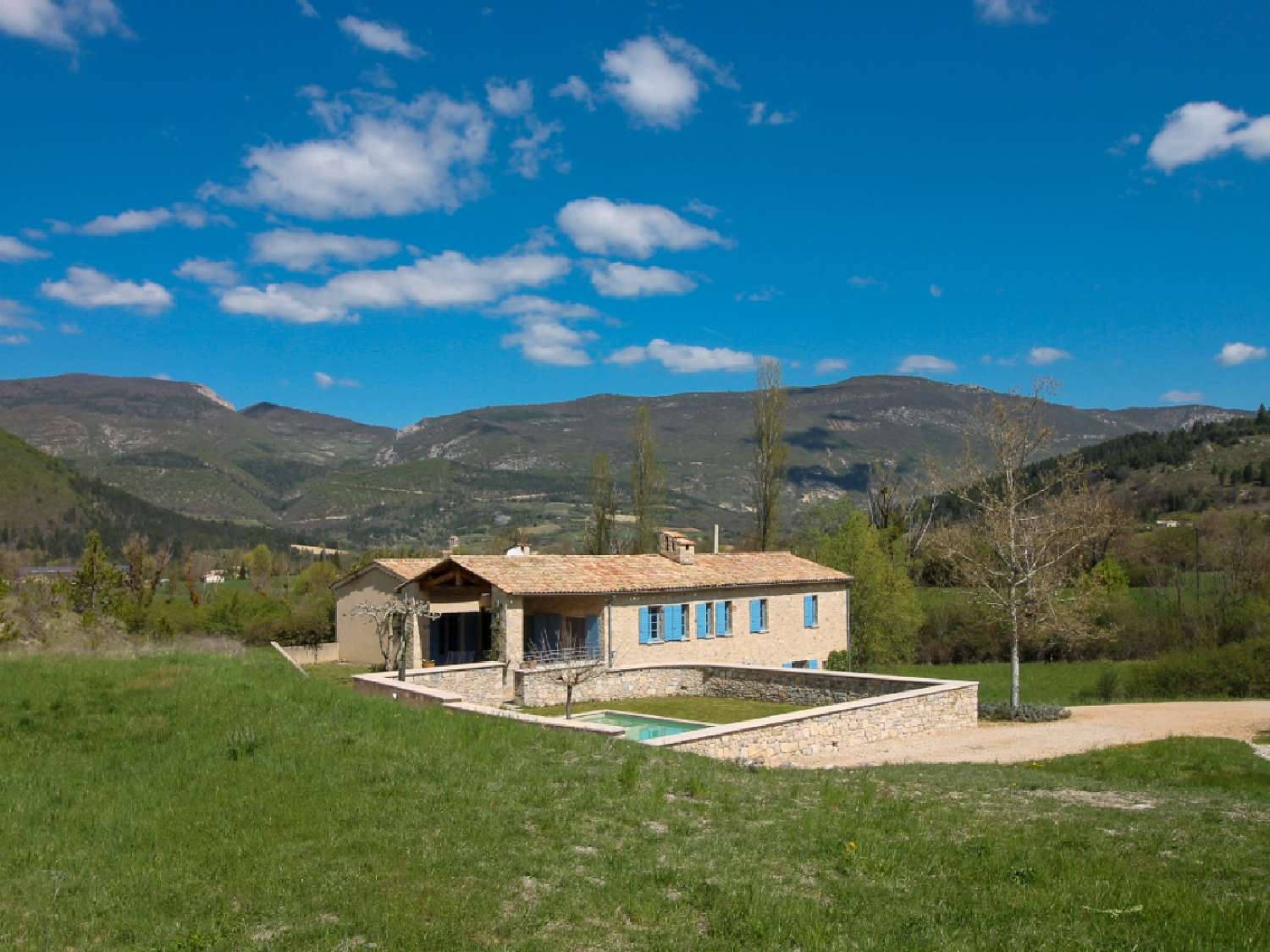  for sale house Sisteron Alpes-de-Haute-Provence 1