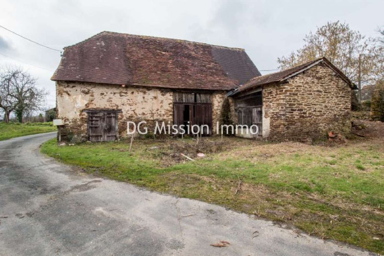  à vendre maison Thiviers Dordogne 1