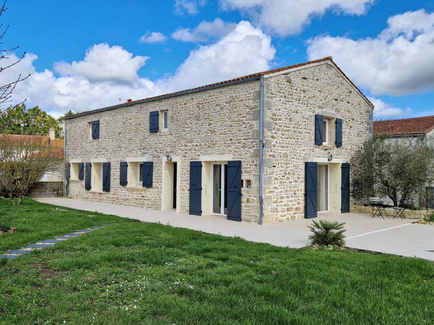  te koop huis Tonnay-Charente Charente-Maritime 1