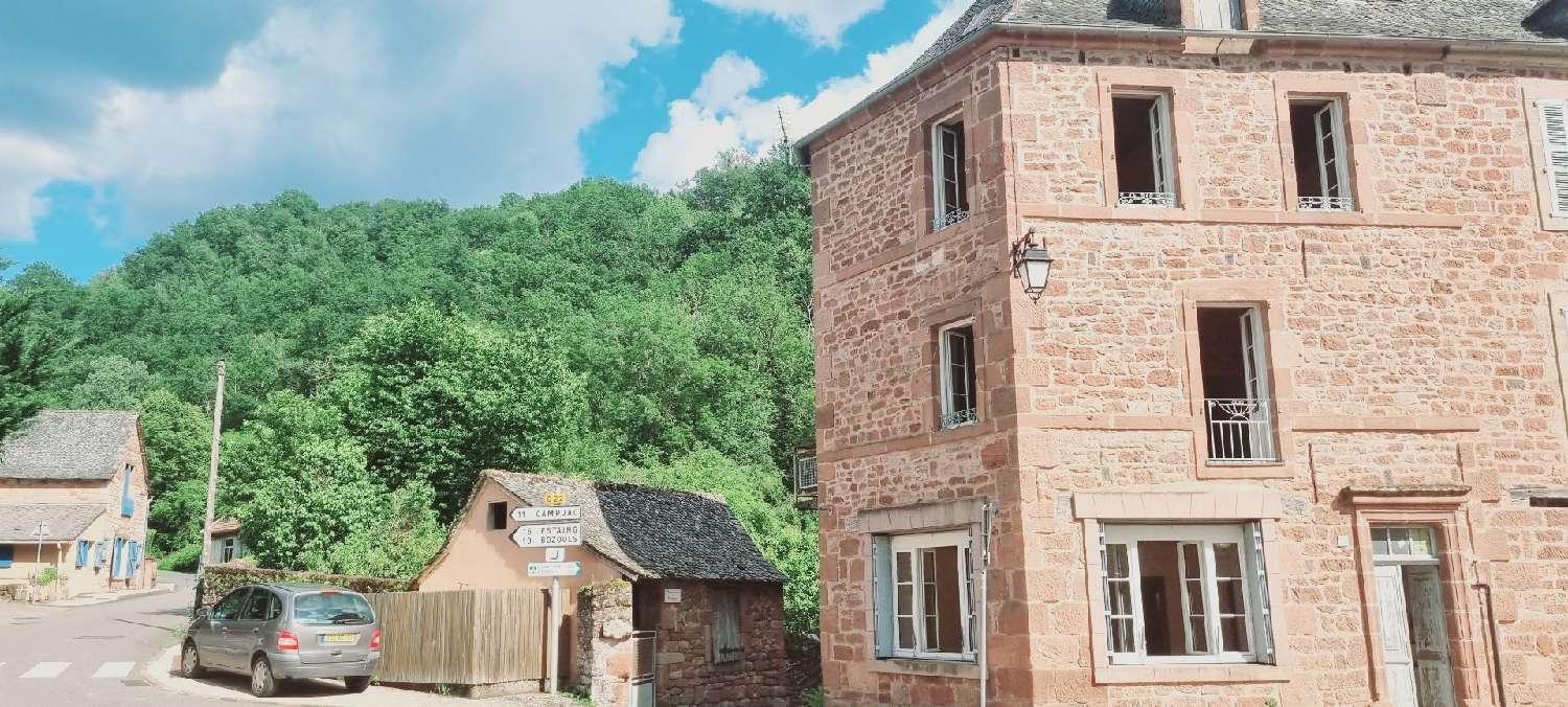  à vendre maison Villecomtal Aveyron 1