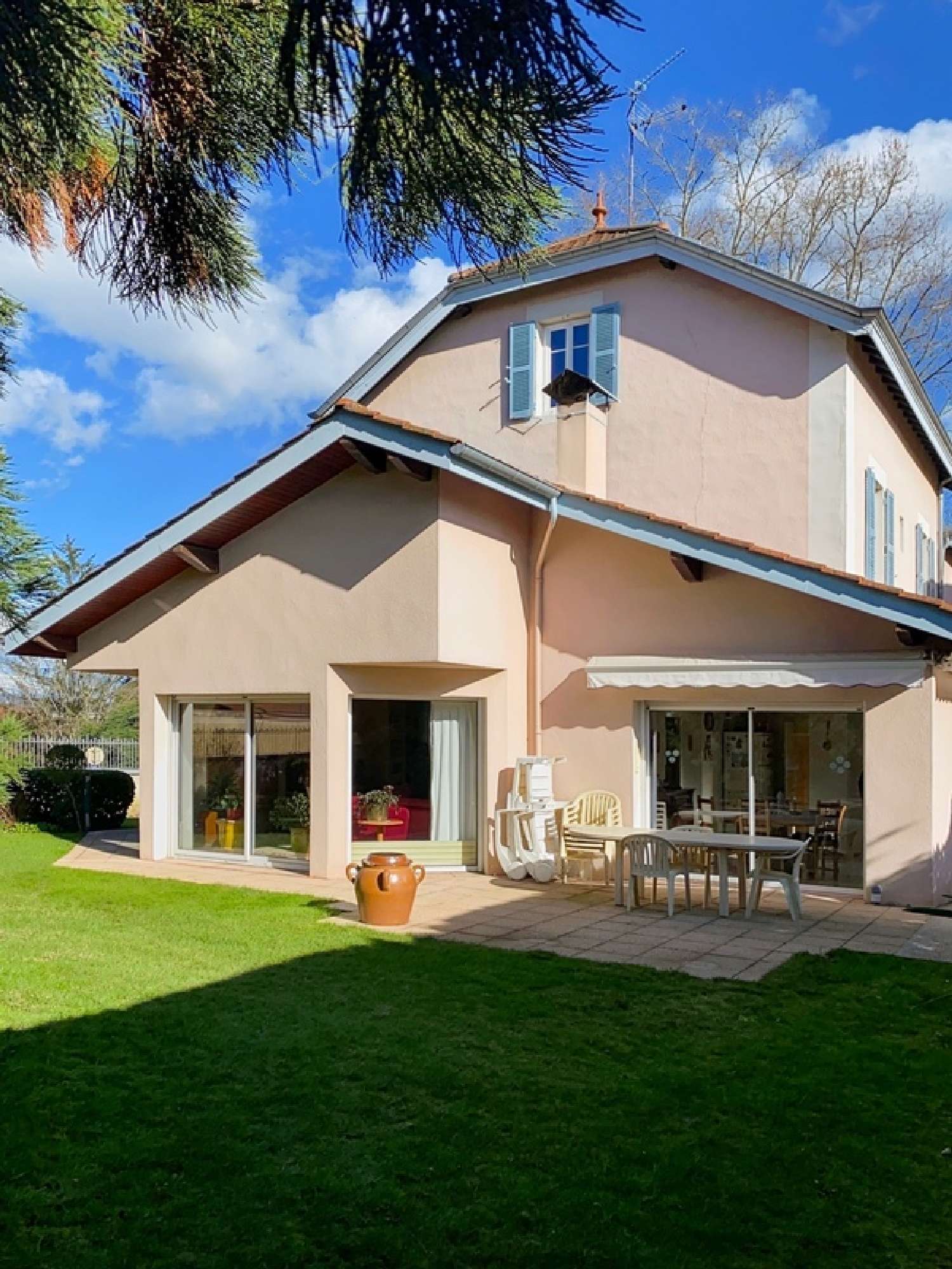  for sale house Bourg-en-Bresse Ain 1