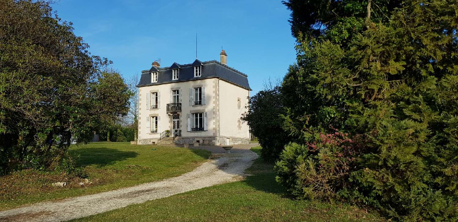  for sale mansion Saint-Priest-Taurion Haute-Vienne 1