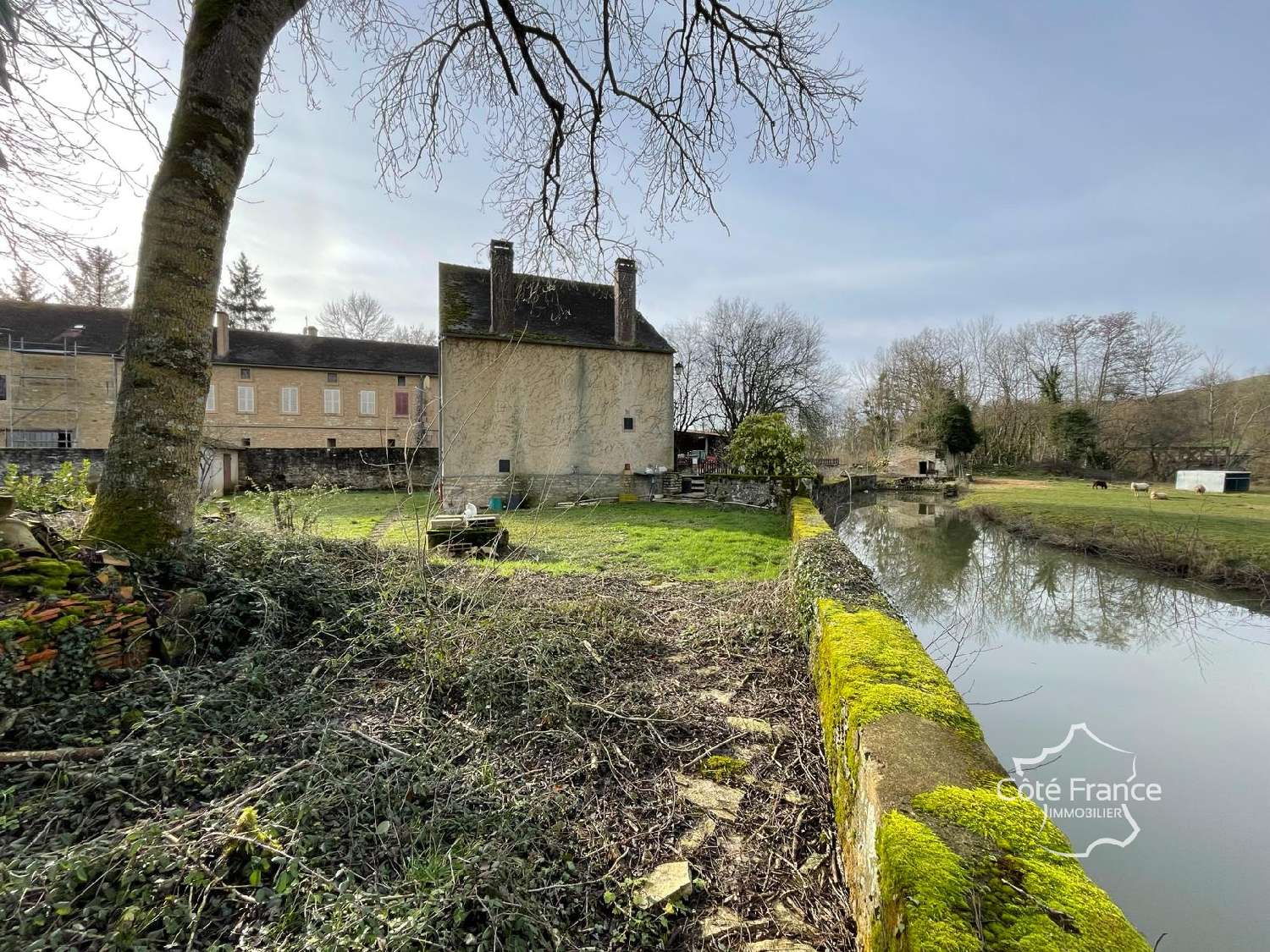  for sale villa Angely Yonne 2