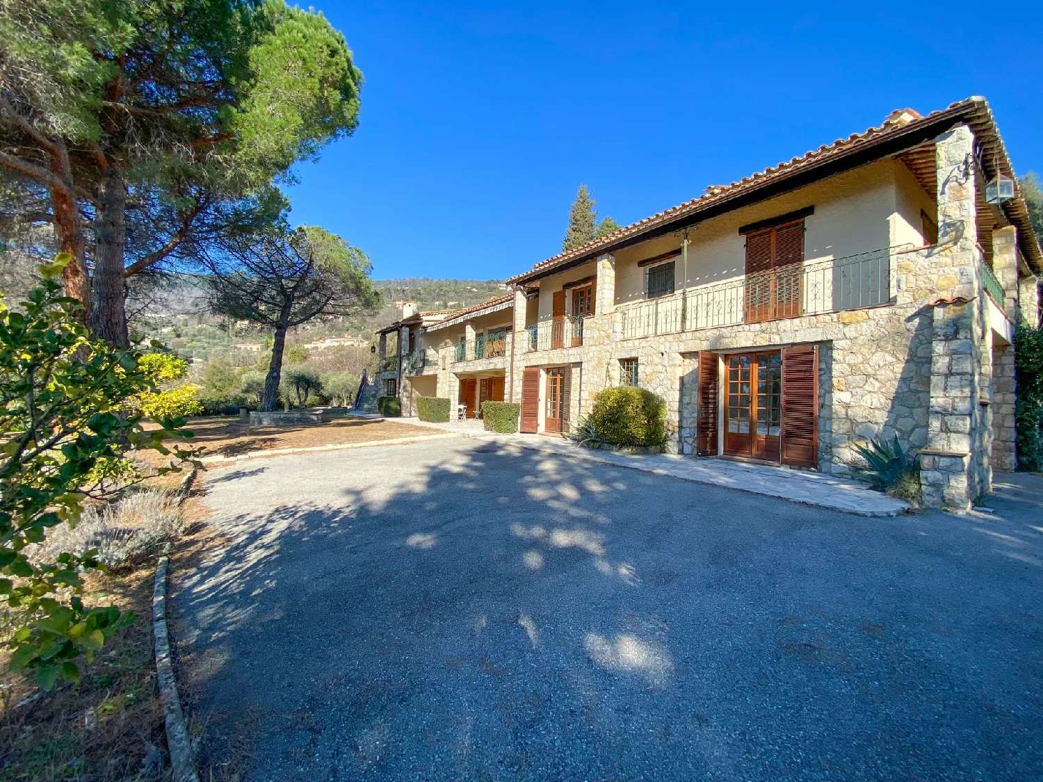  à vendre villa Cabris Alpes-Maritimes 1