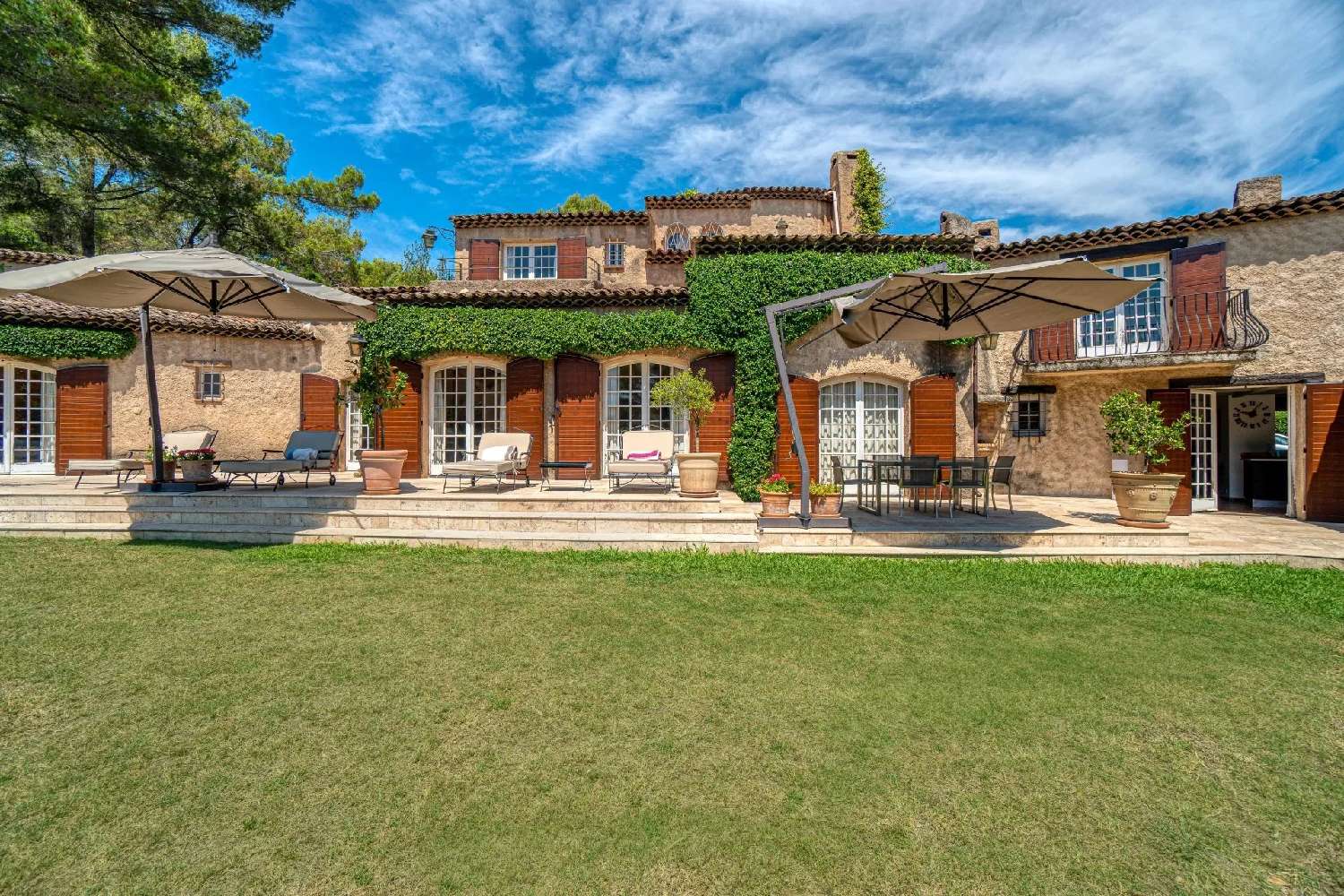  à vendre villa Grasse Alpes-Maritimes 2