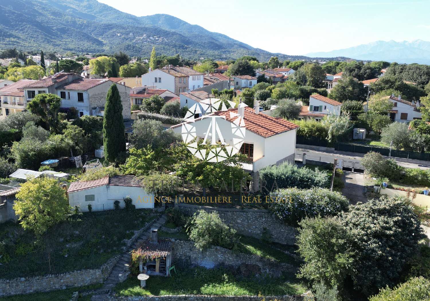  te koop villa Laroque-des-Albères Pyrénées-Orientales 1