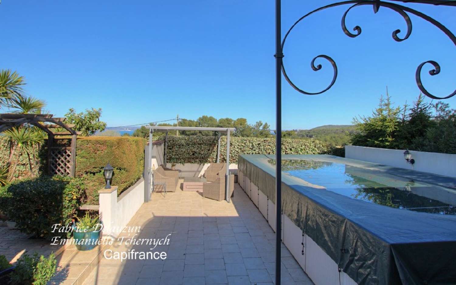  à vendre villa Saint-Mitre-les-Remparts Bouches-du-Rhône 3