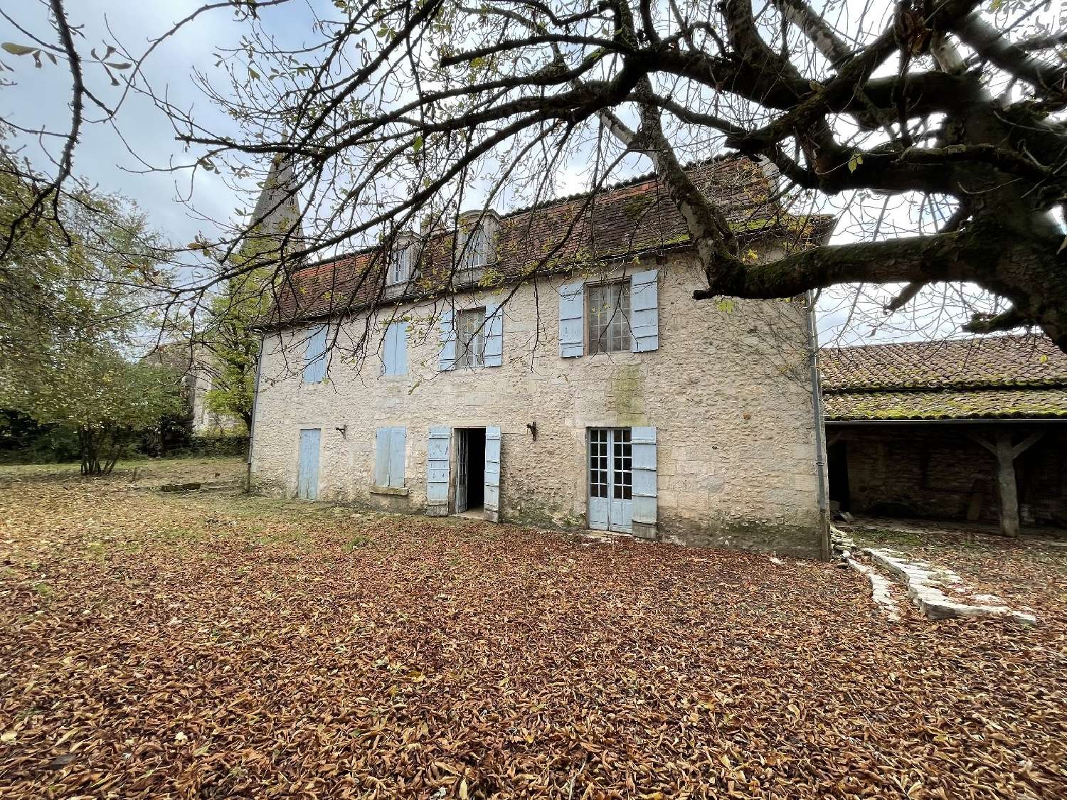  for sale villa Trélissac Dordogne 1