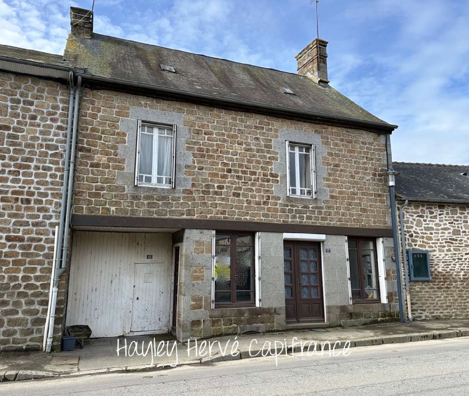  à vendre maison de village Désertines Mayenne 1