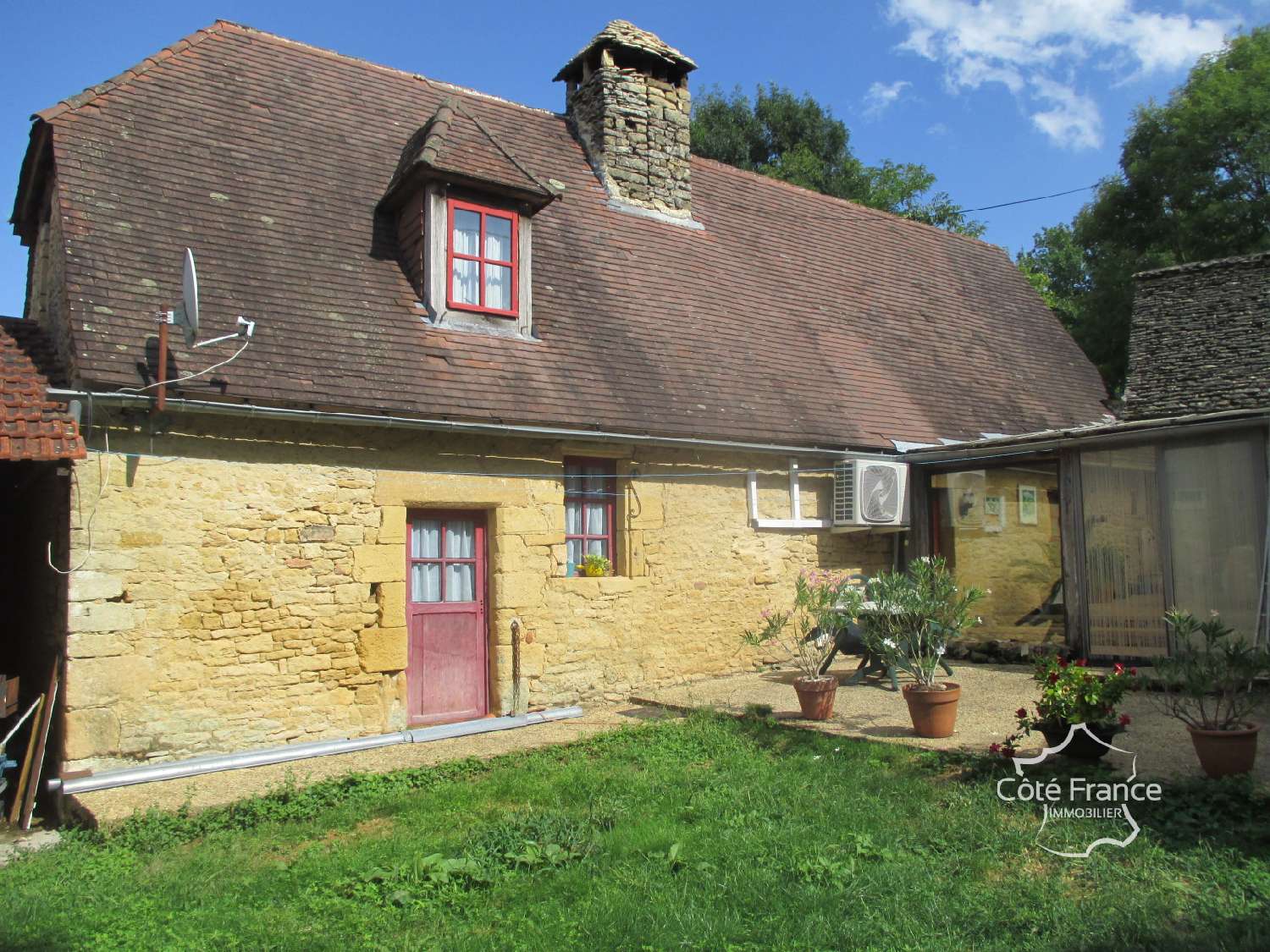 Saint-Amand-de-Coly Dordogne maison de village foto 6831505