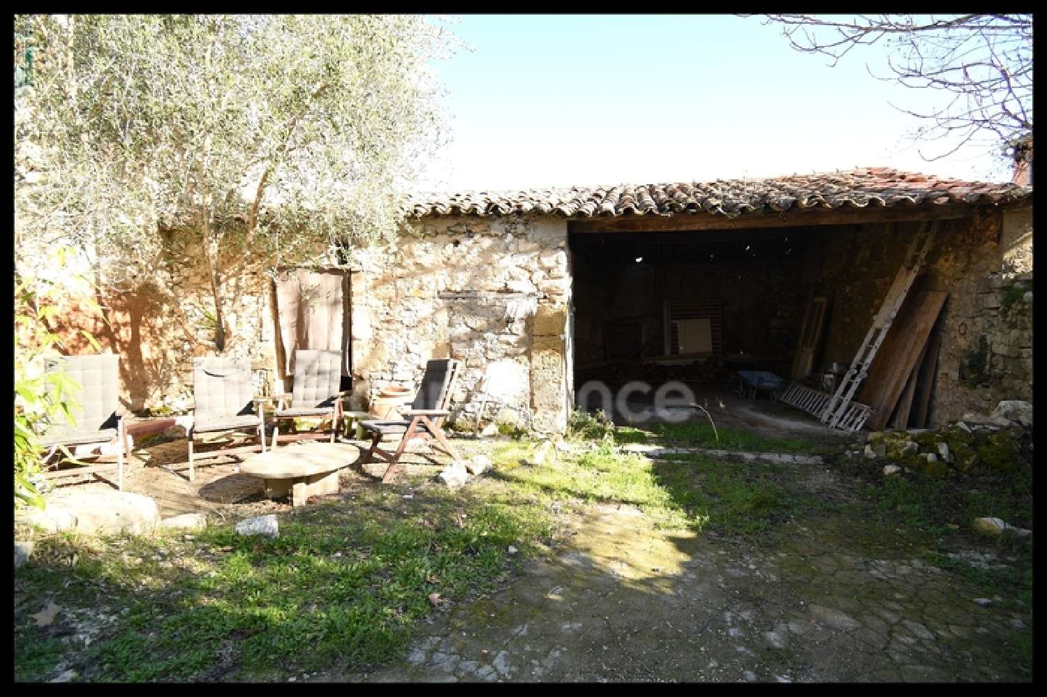  à vendre maison de village La Roque-d'Anthéron Bouches-du-Rhône 2