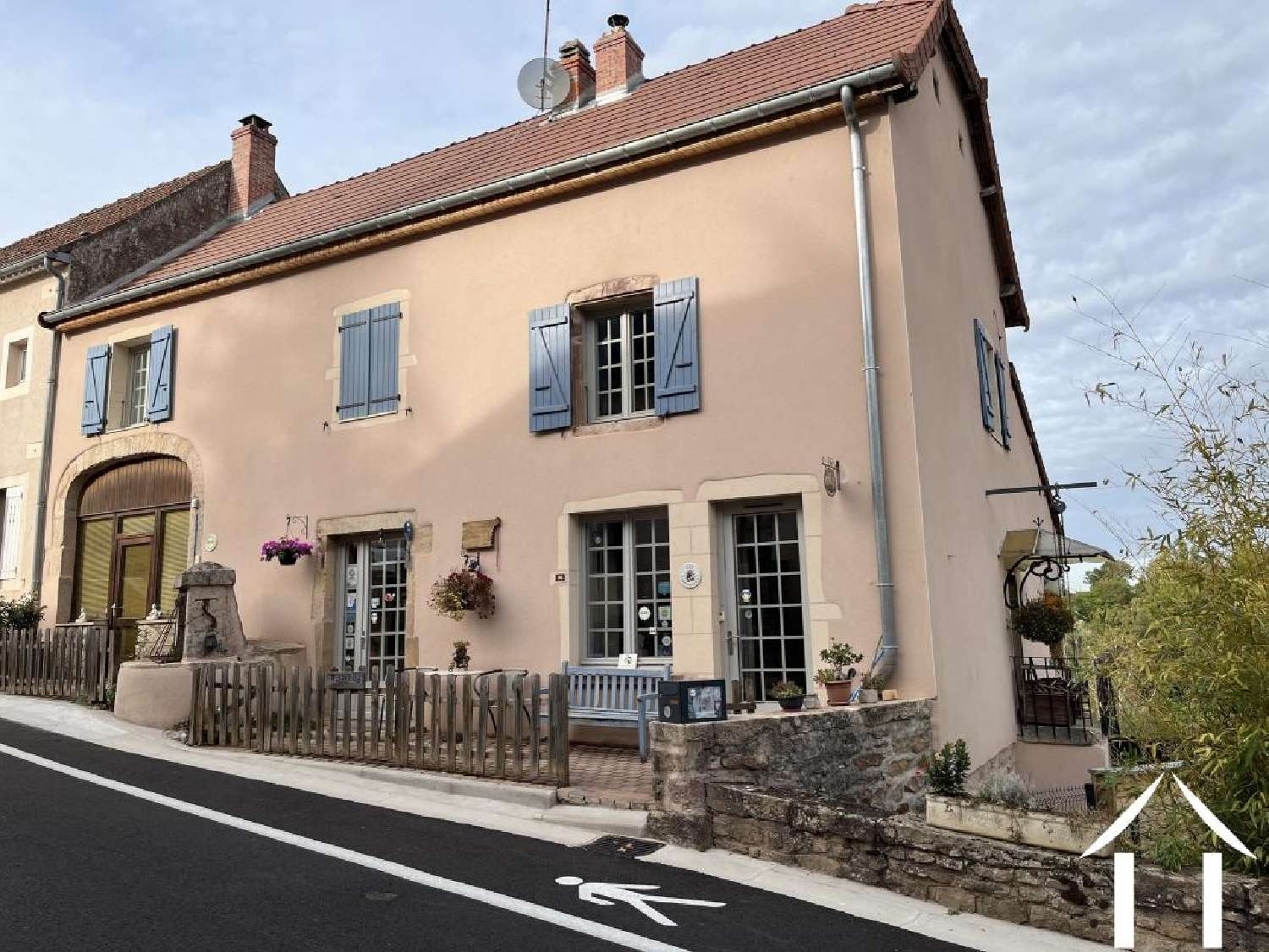  à vendre maison de village Ozolles Saône-et-Loire 2