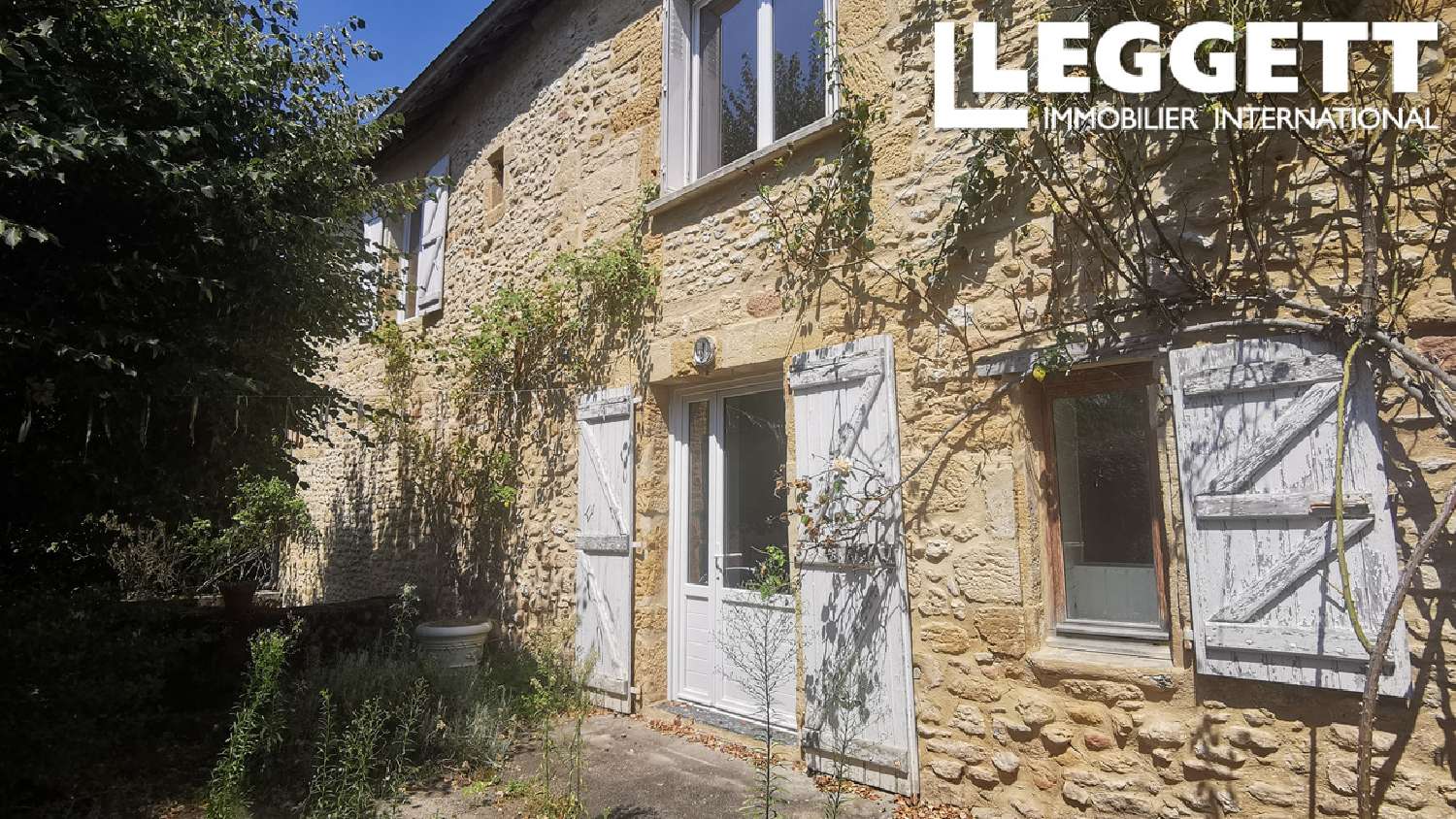 à vendre maison de village Plazac Dordogne 3