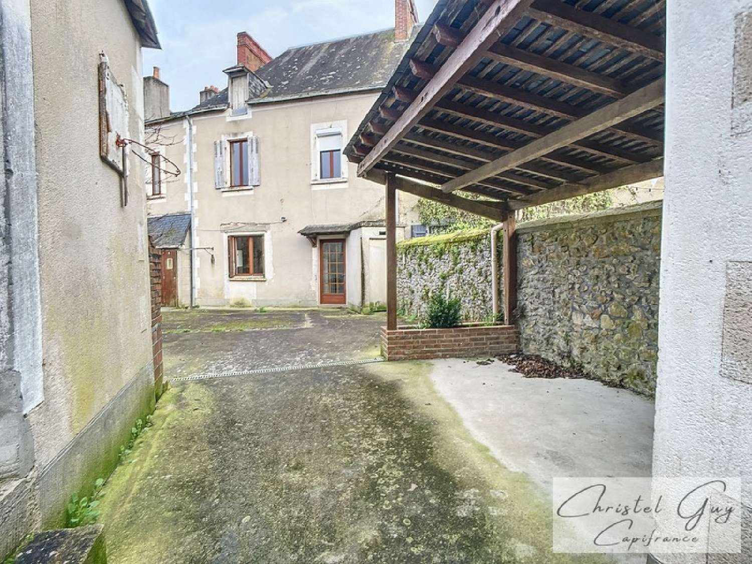  à vendre maison de village Pontvallain Sarthe 2
