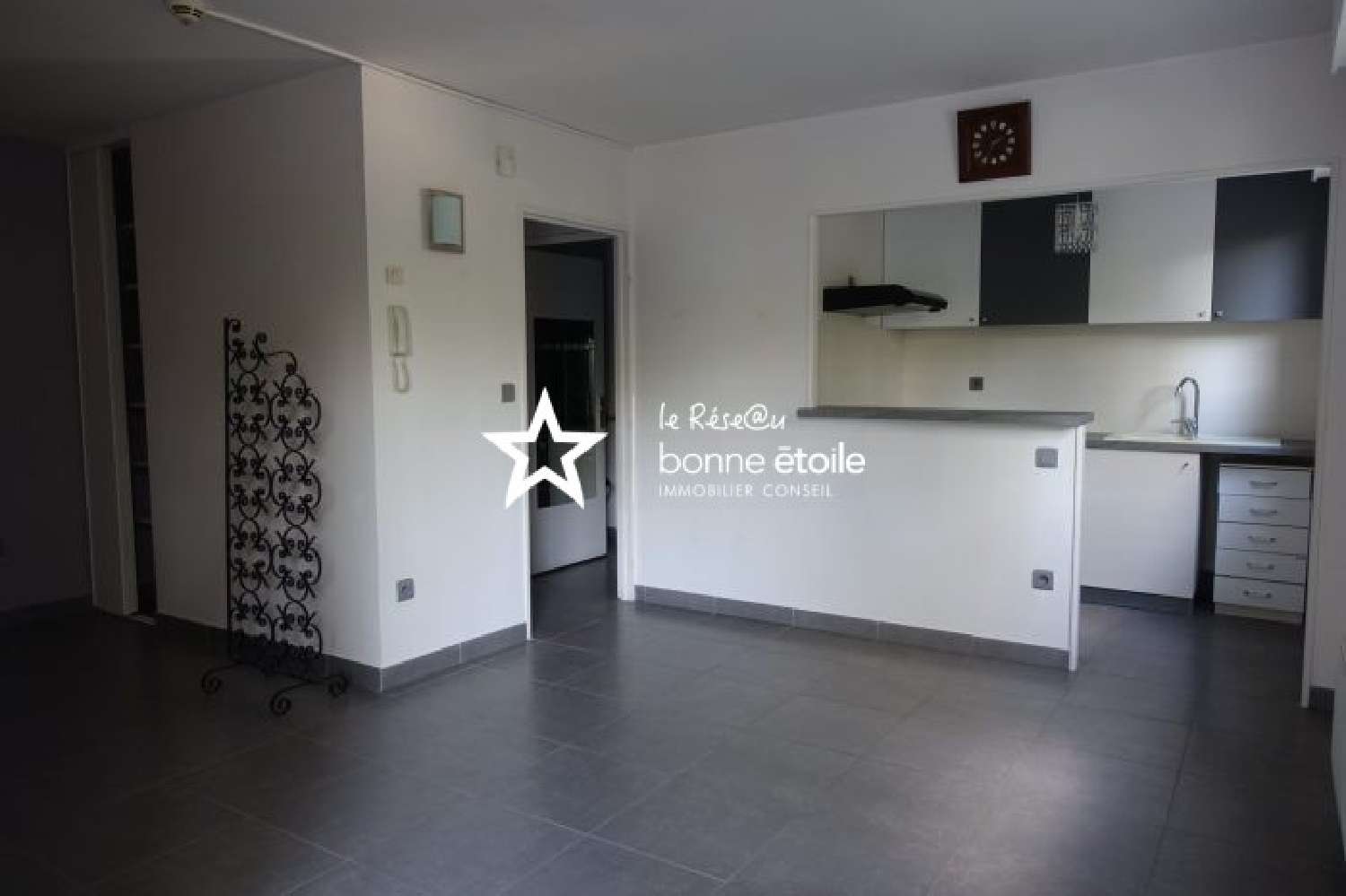  for sale apartment La Panouse Bouches-du-Rhône 2