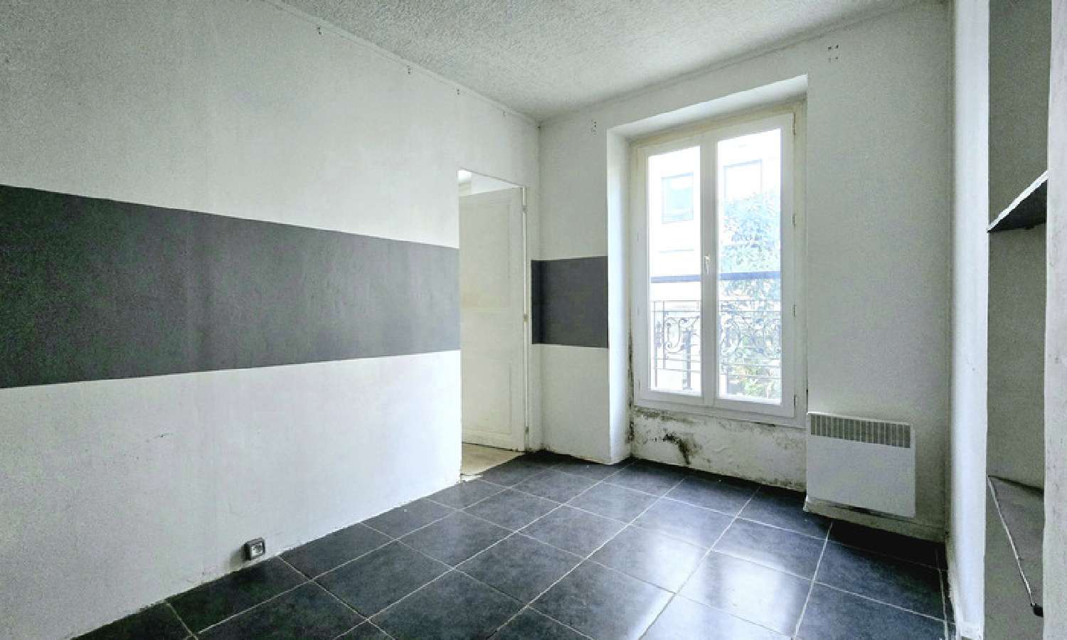  te koop appartement Paris 18e Arrondissement Parijs (Seine) 4