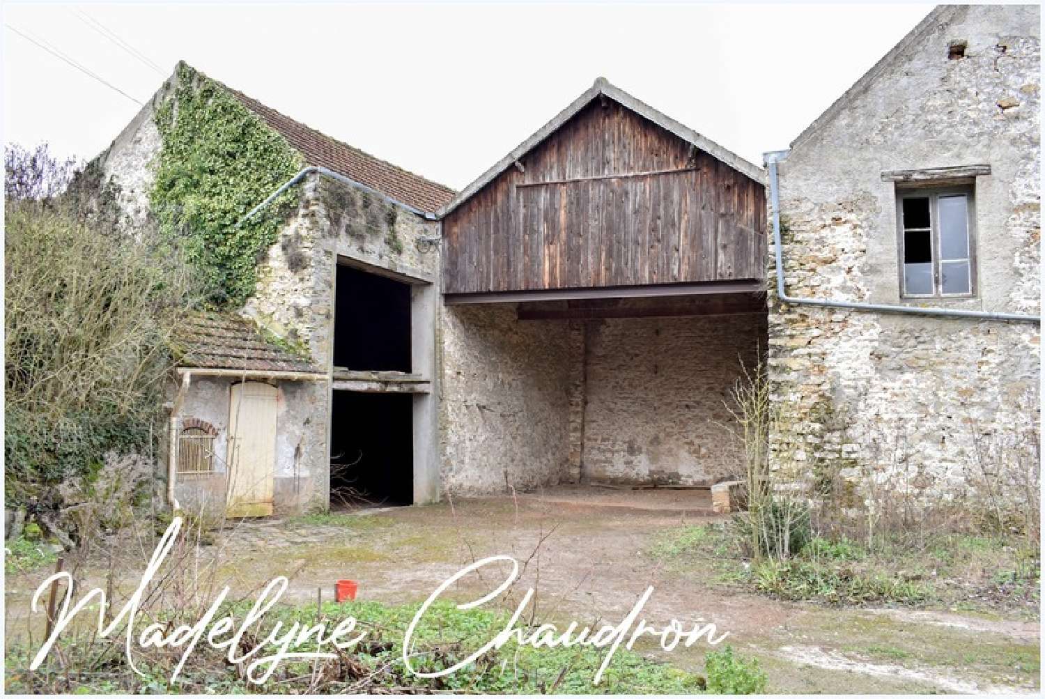  à vendre grange Bouray-sur-Juine Essonne 1
