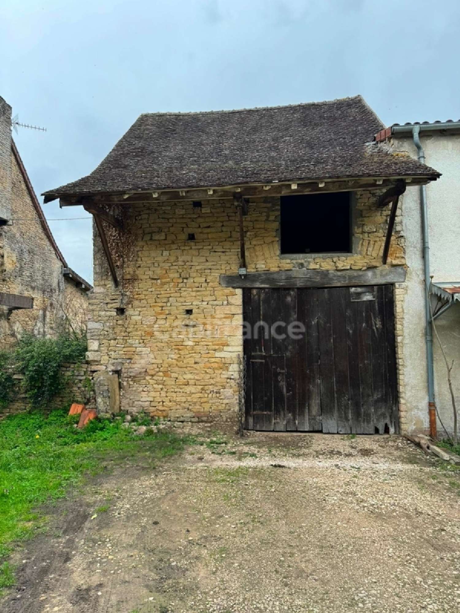  à vendre grange Boyer Saône-et-Loire 2