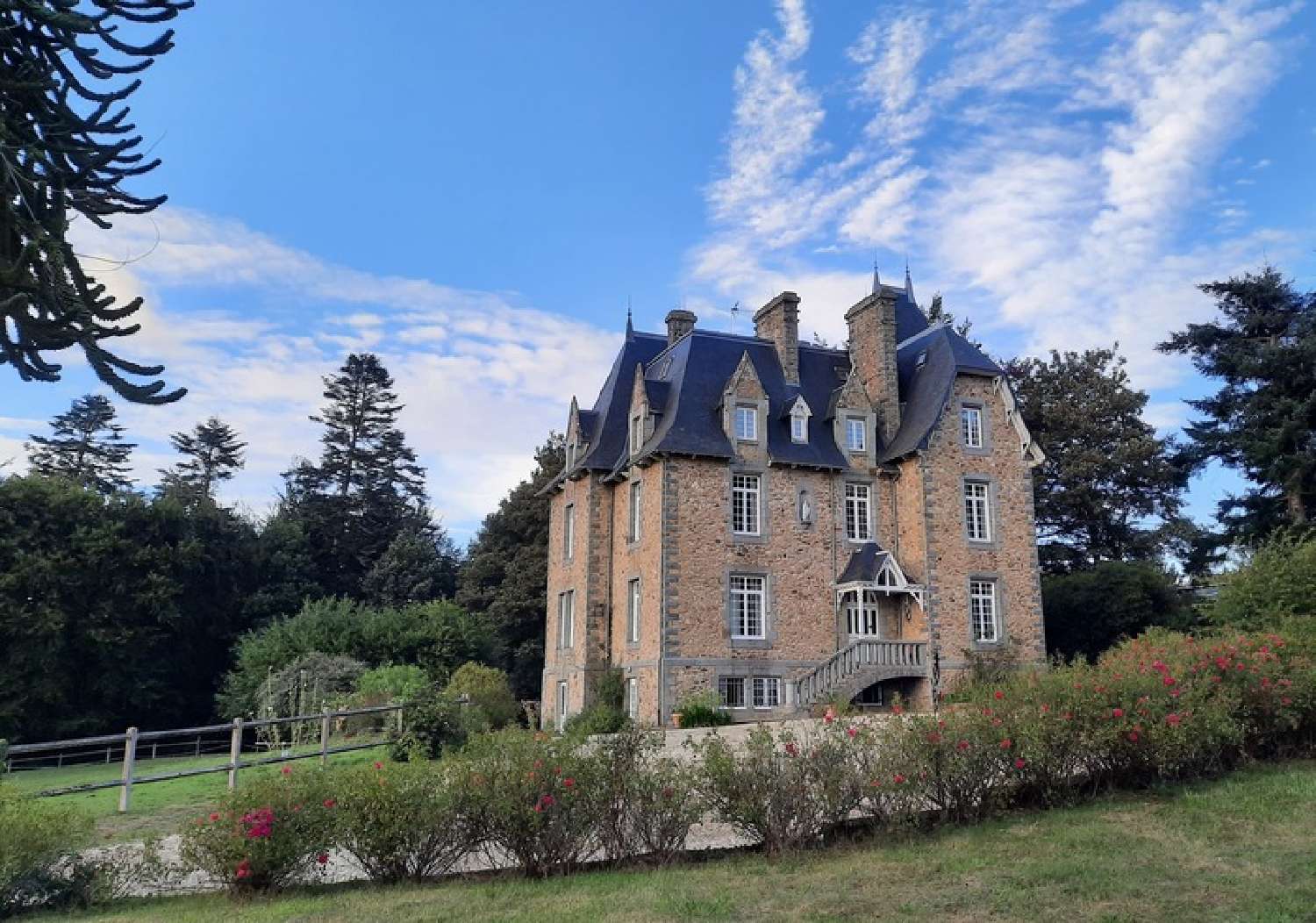  for sale castle Saint-Brieuc Côtes-d'Armor 2