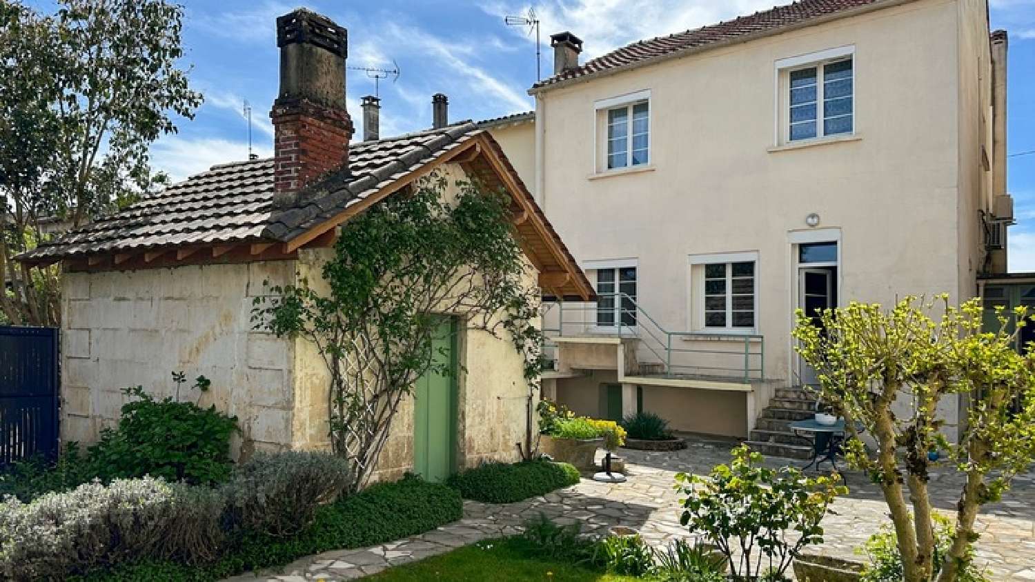  à vendre maison de ville Bergerac Dordogne 3