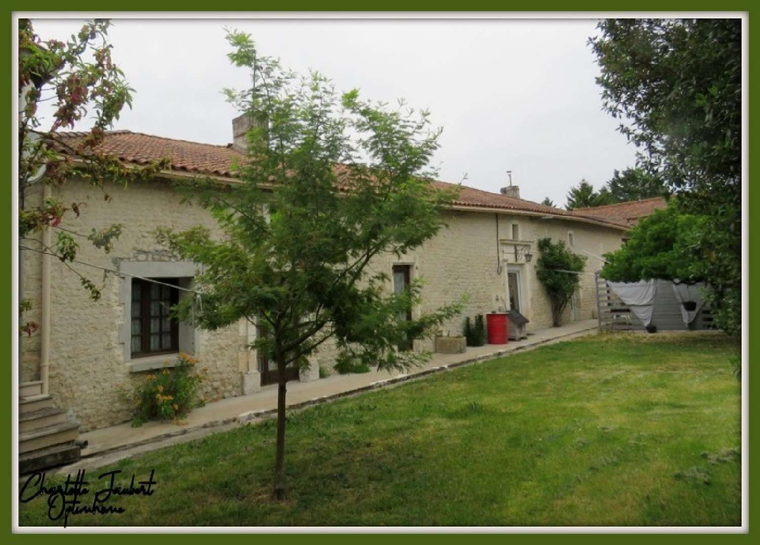  for sale estate Porcheresse Charente 2