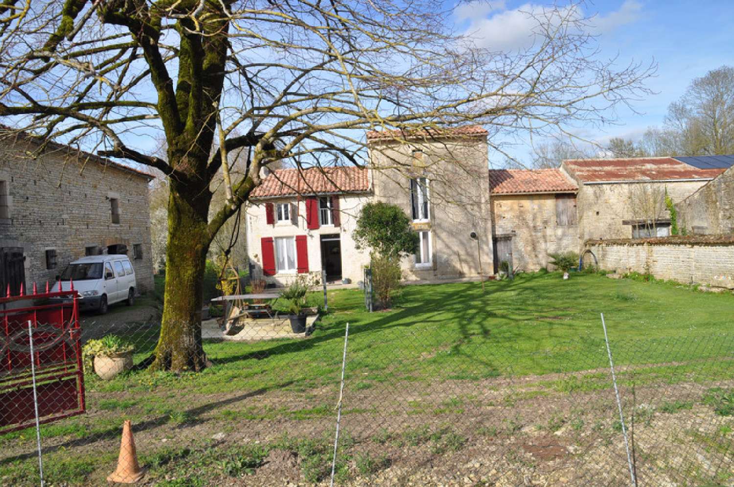 à vendre ferme Dampierre-sur-Boutonne Charente-Maritime 2