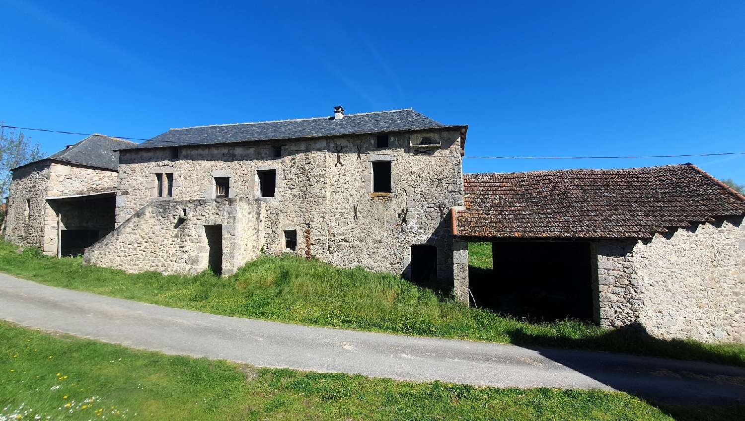  te koop boerderij Lunac Aveyron 8