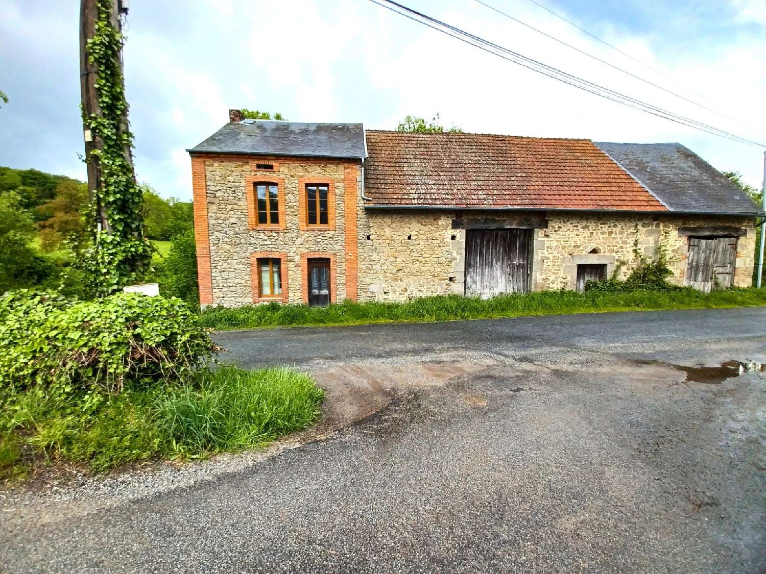 maison à vendre Ahun, Creuse ( Nouvelle-Aquitaine) photo 2