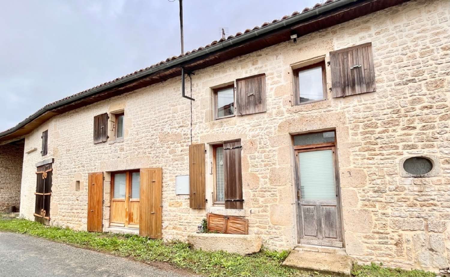  for sale house Aulnay Charente-Maritime 1