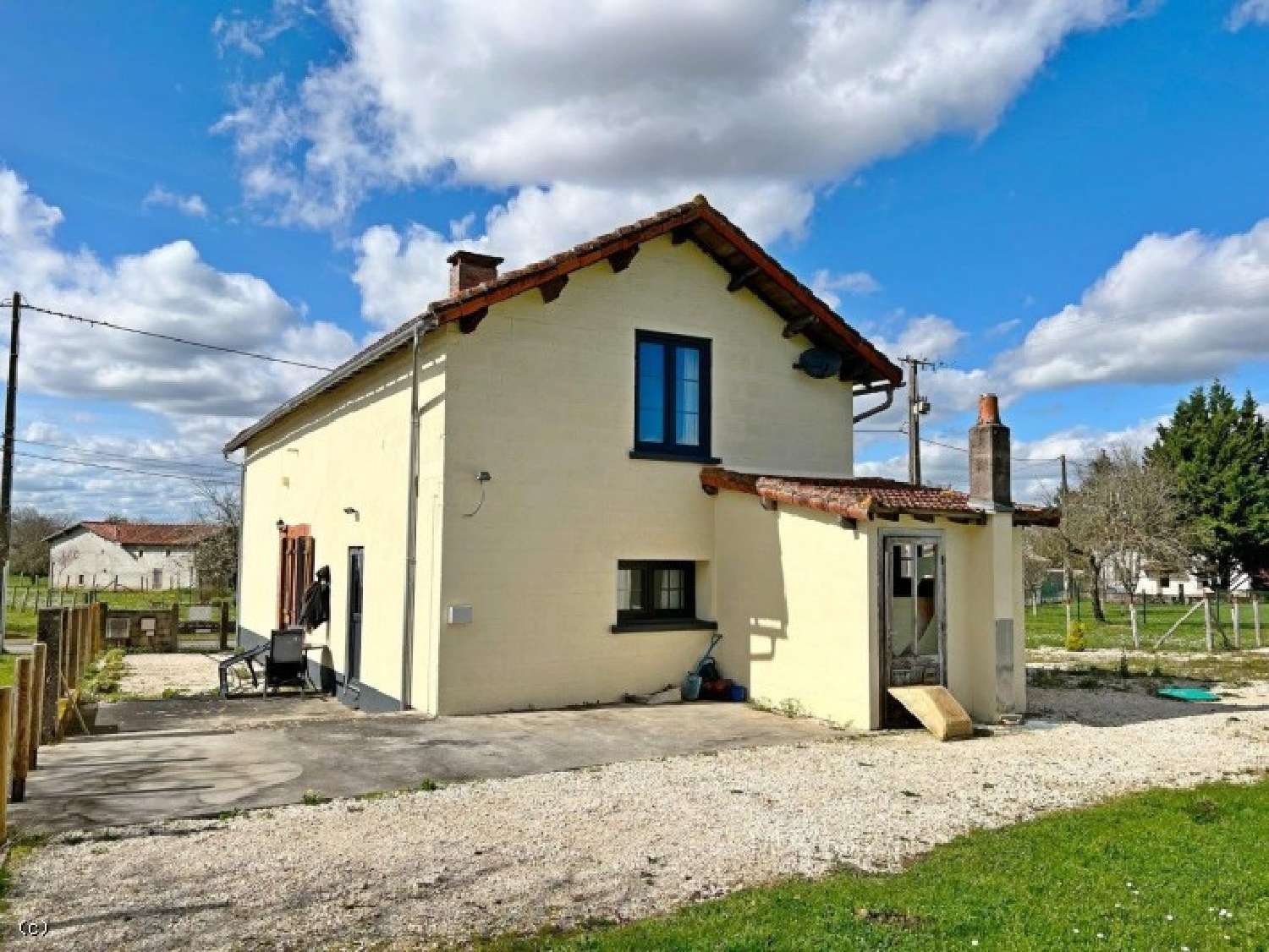  for sale house Champagne-Mouton Charente 6