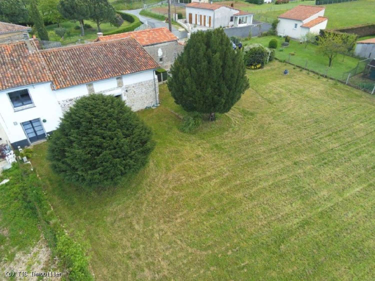  à vendre maison Surin Vienne 3