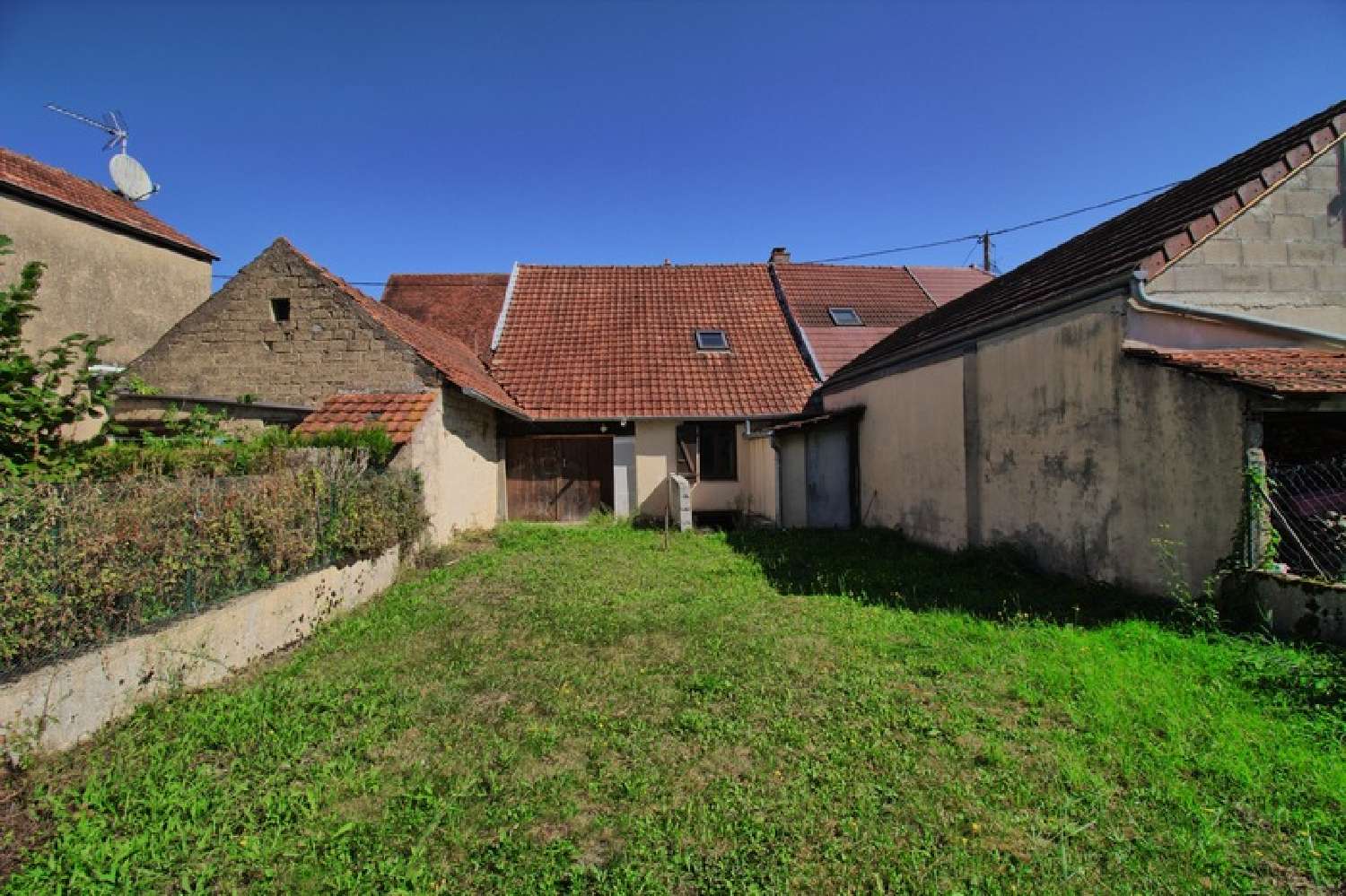  for sale house Chaussin Jura 2