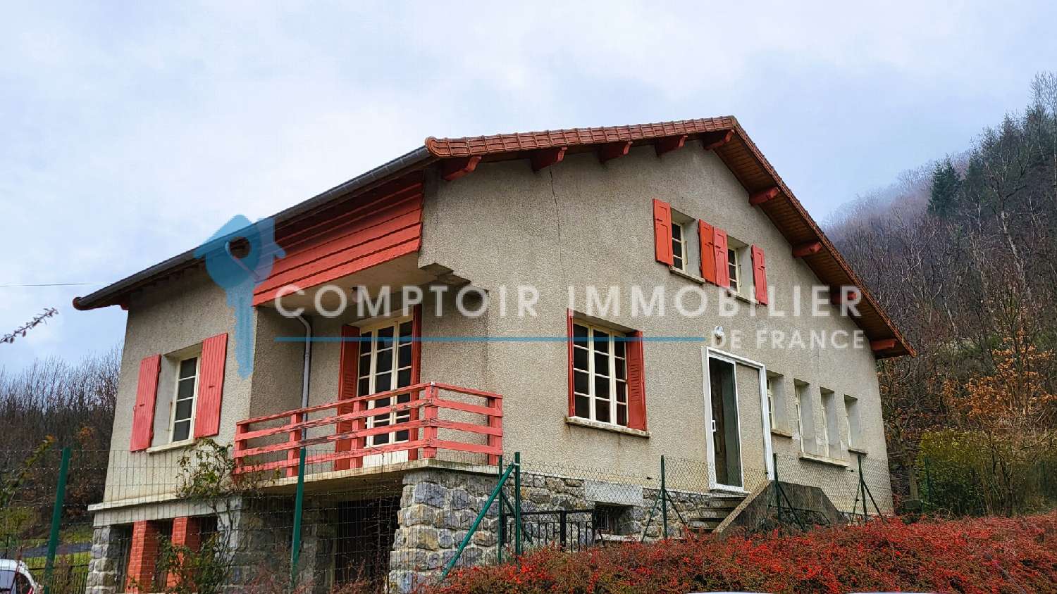  te koop huis Le Cheylard Ardèche 1