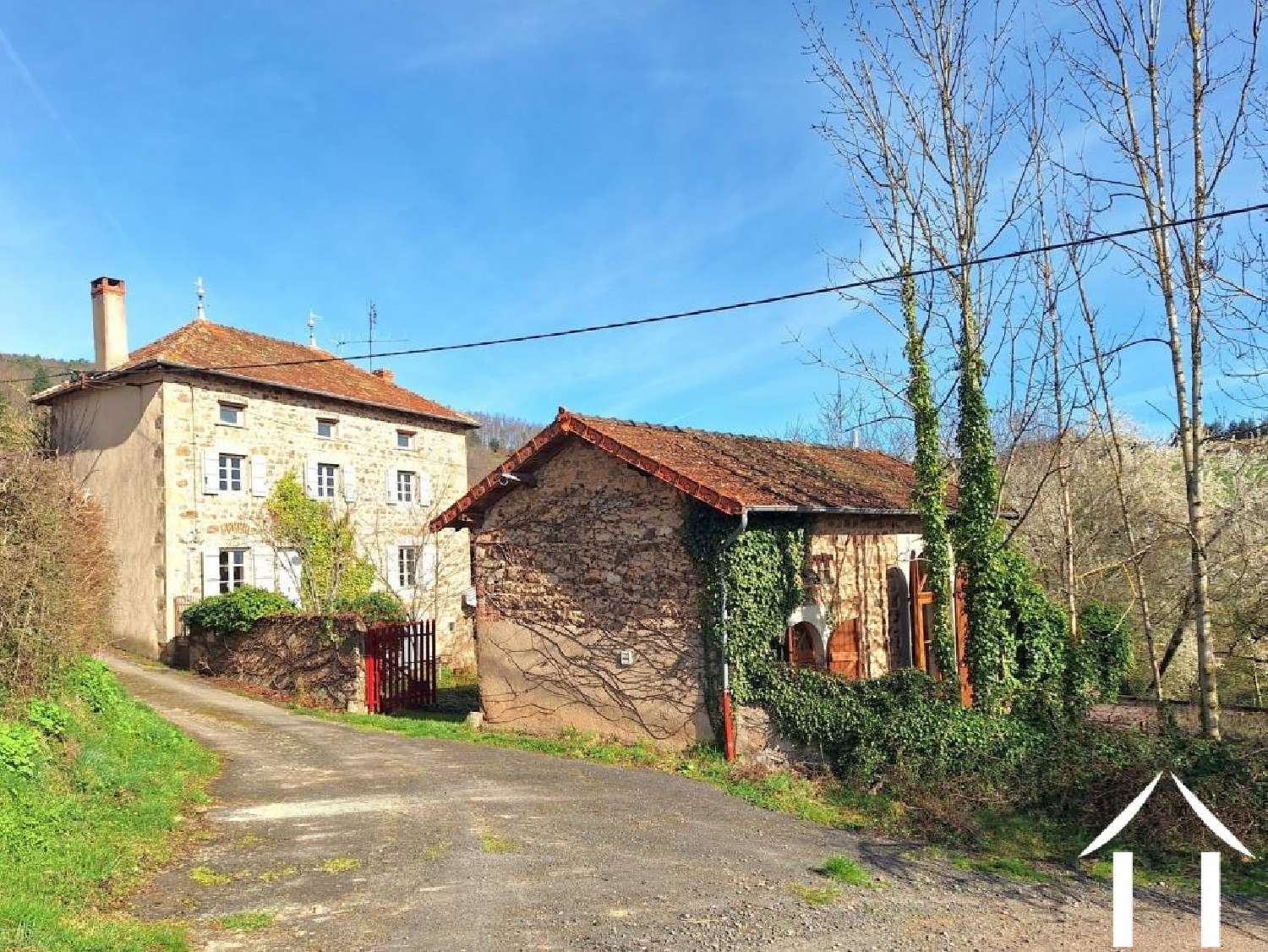  à vendre maison Matour Saône-et-Loire 1