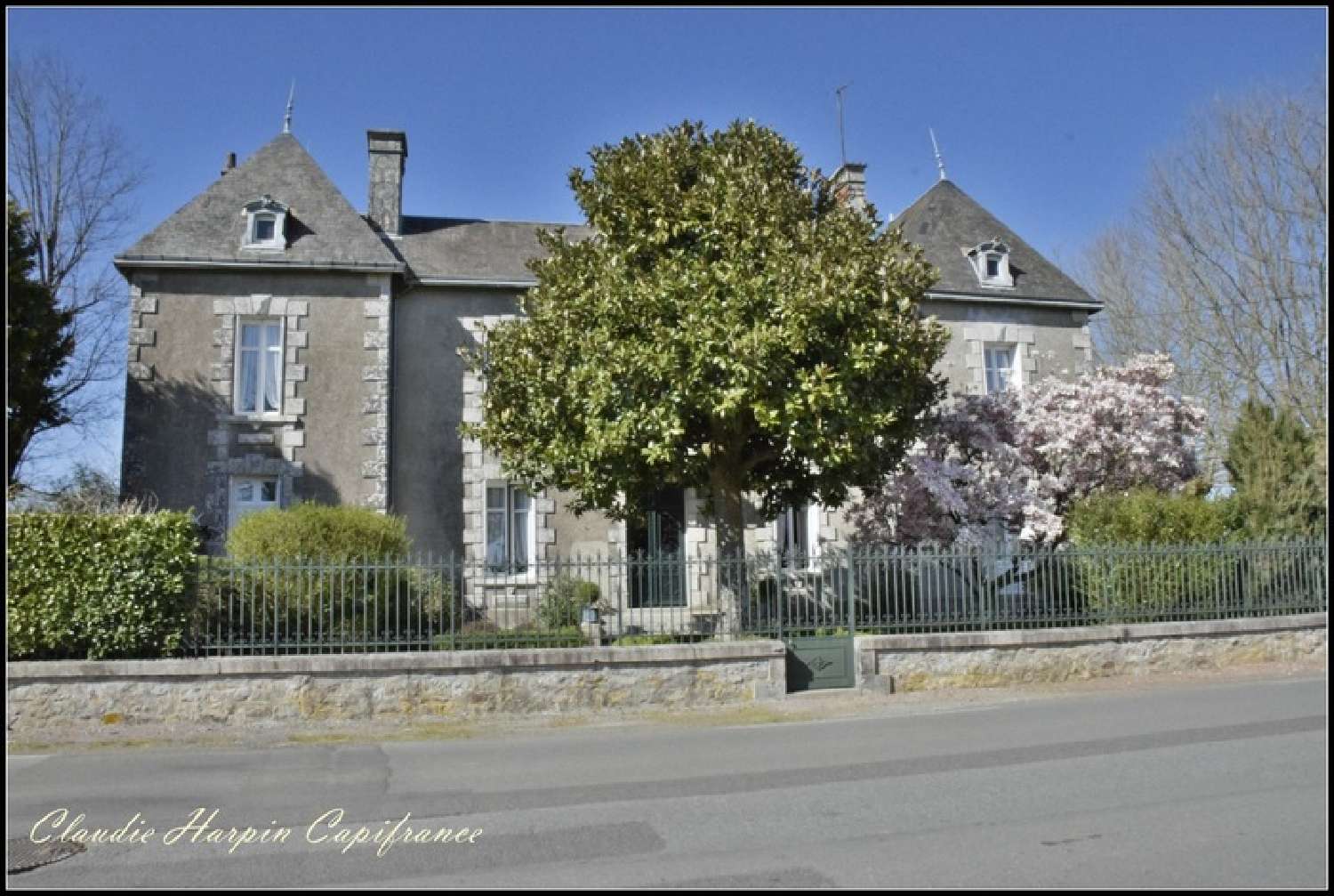 te koop huis Mazières-en-Gâtine Deux-Sèvres 1