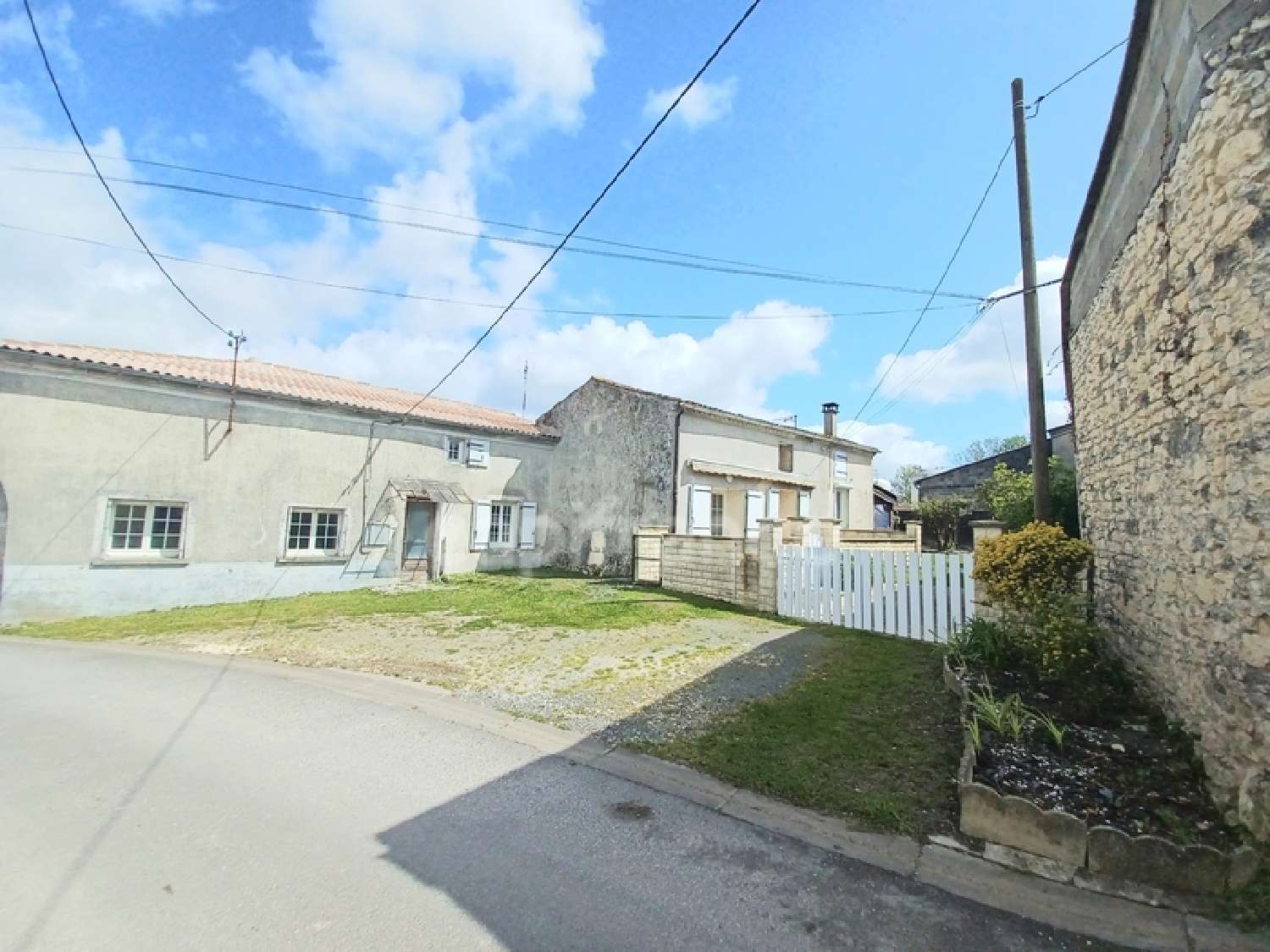  à vendre maison Pérignac Charente-Maritime 1