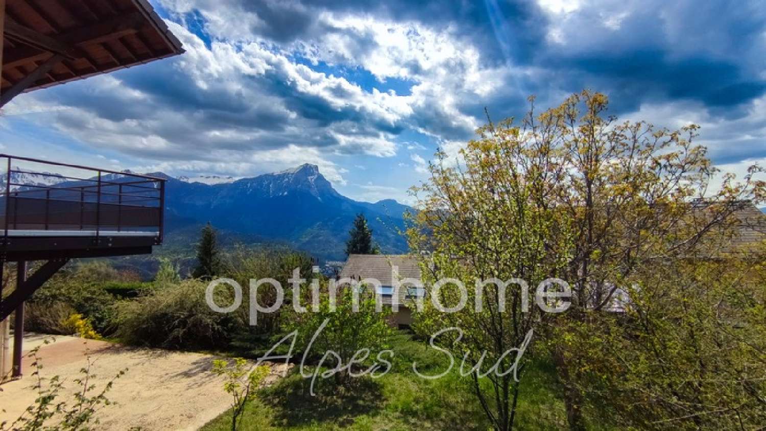  à vendre maison Puy-Sanières Hautes-Alpes 3
