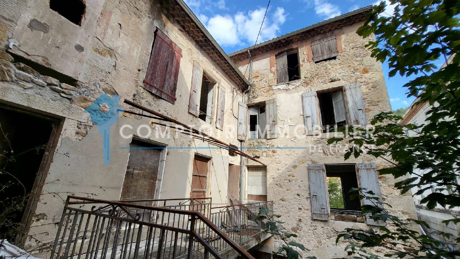  à vendre maison Vals-les-Bains Ardèche 1