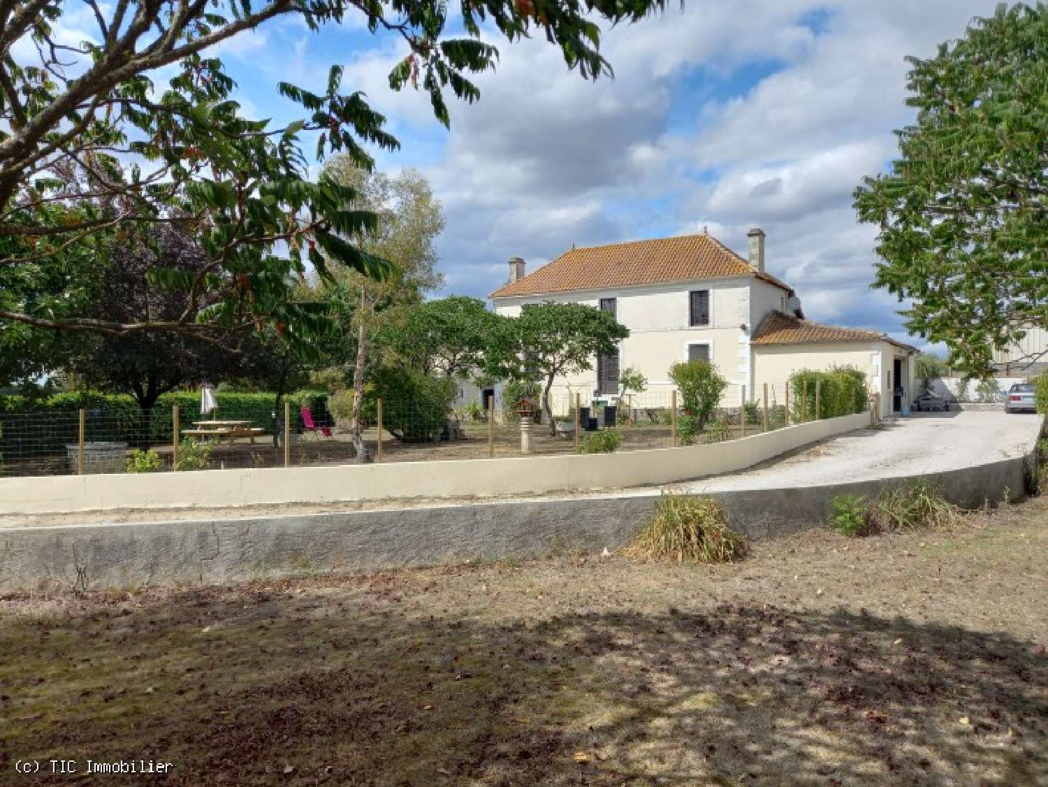  te koop huis Villefagnan Charente 2