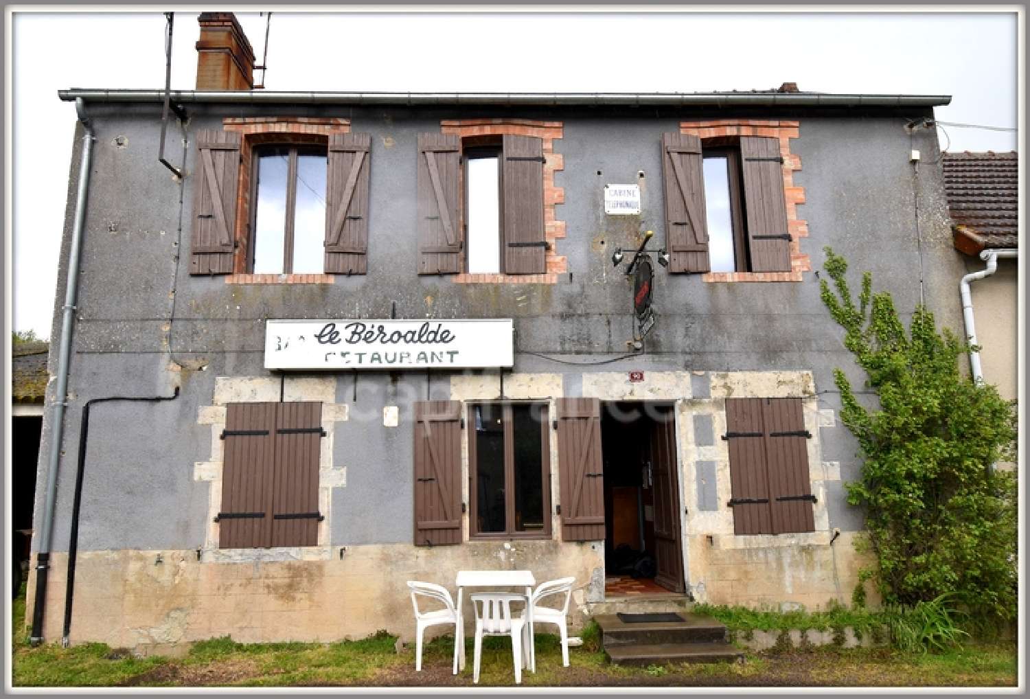 Châtillon-en-Bazois Nièvre Restaurant Bild 6855305