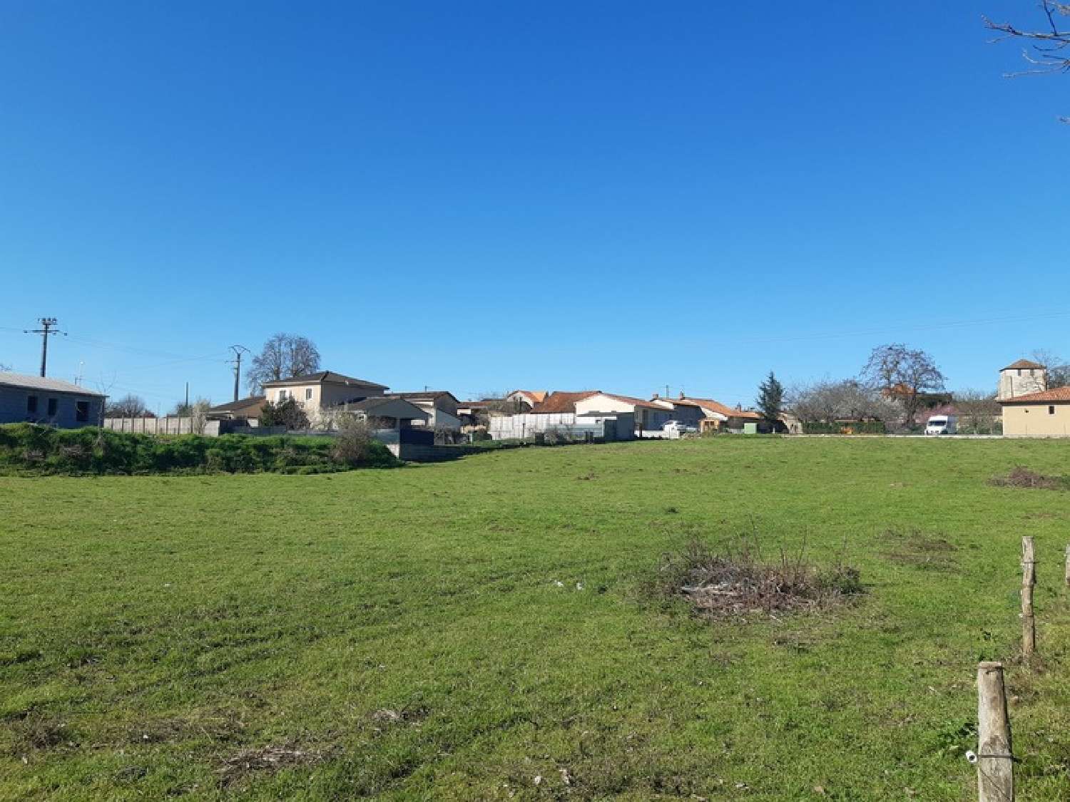  kaufen Grundstück La Rochefoucauld Charente 2