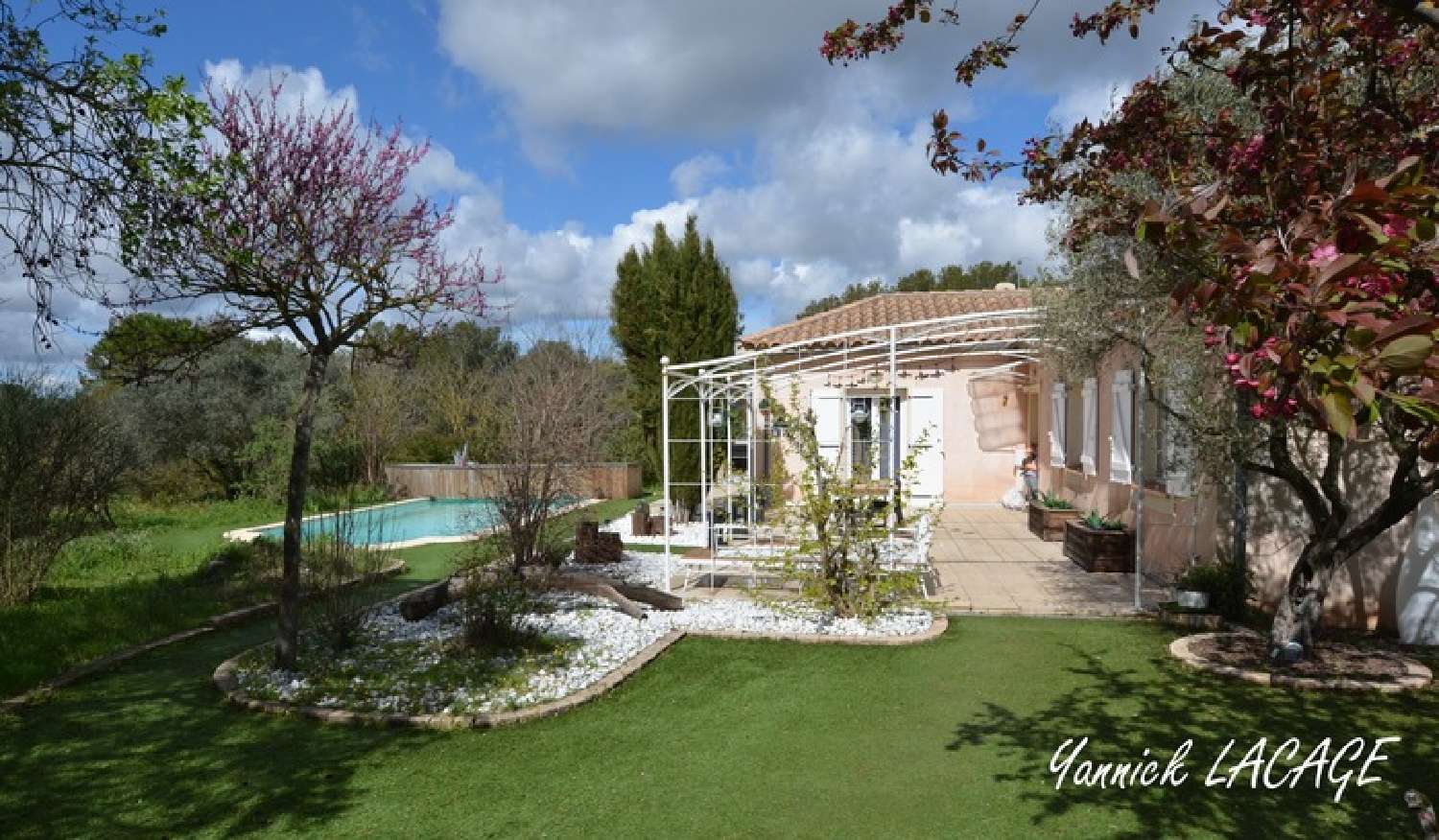  kaufen Villa Cuges-les-Pins Bouches-du-Rhône 1