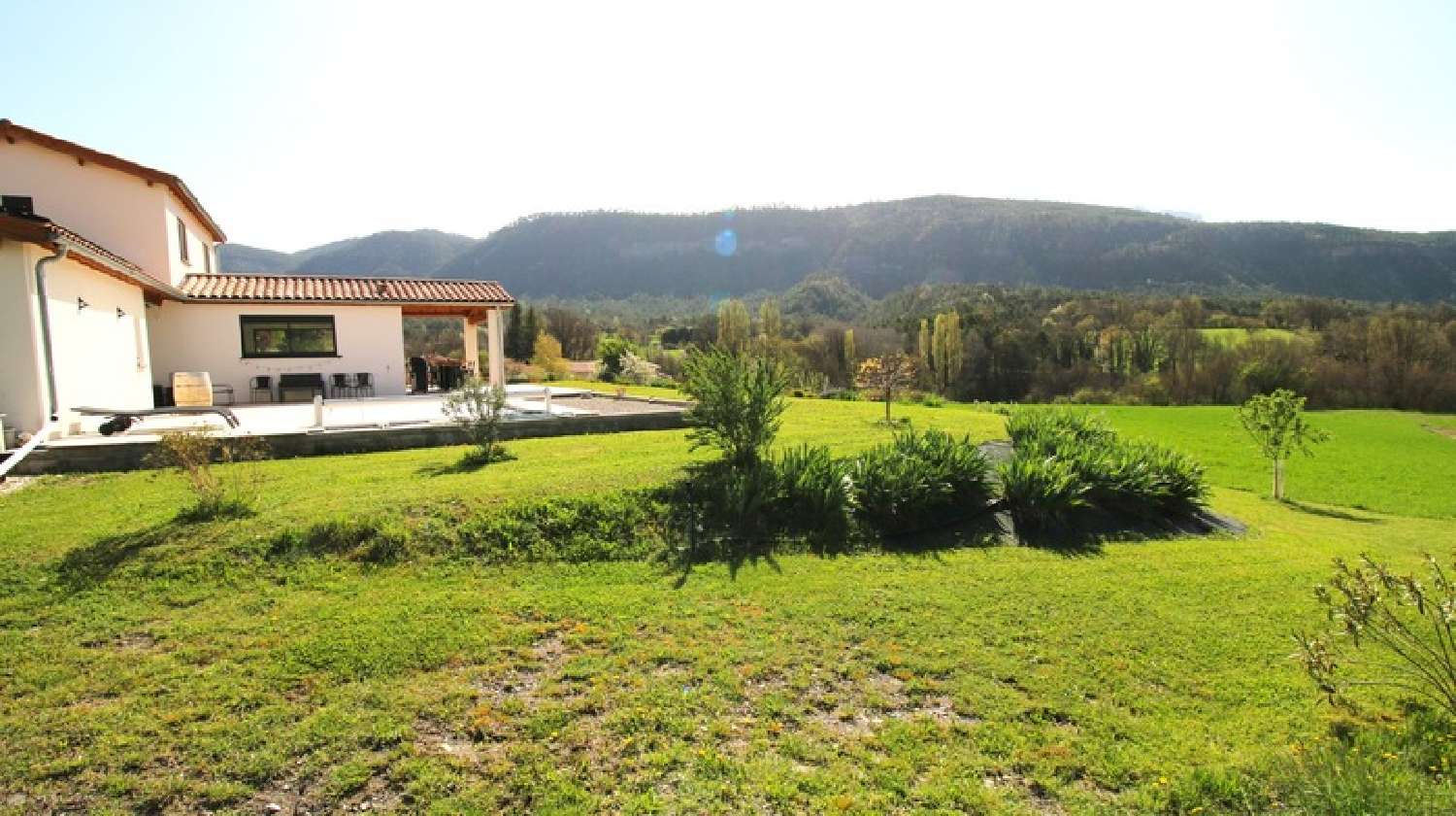  à vendre villa Le Brusquet Alpes-de-Haute-Provence 1