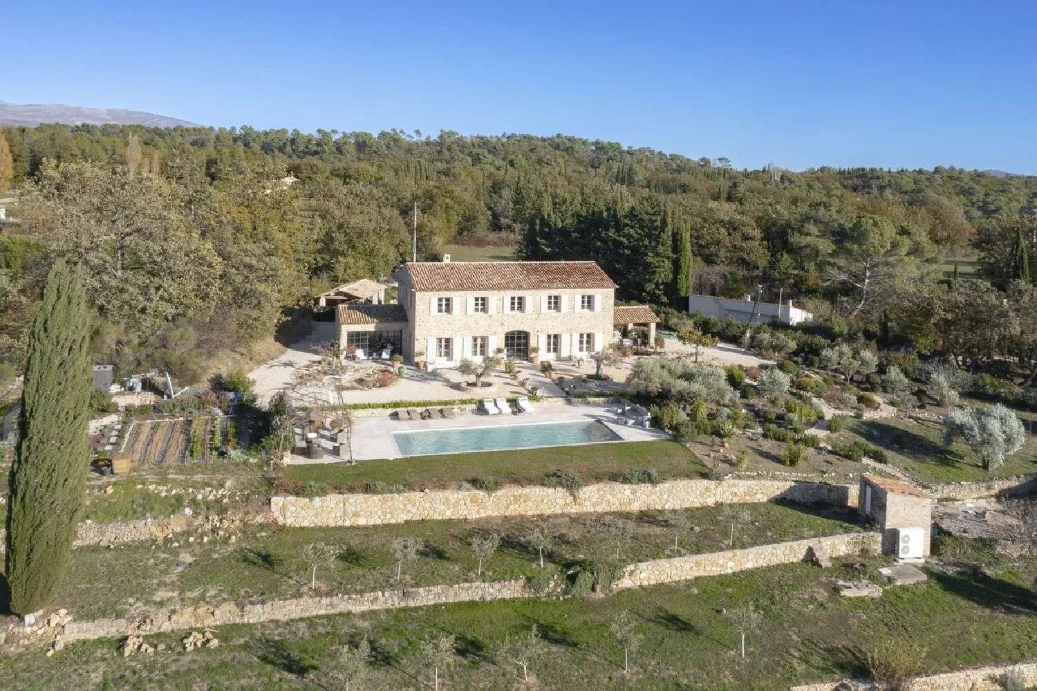  à vendre villa Mons Var 4