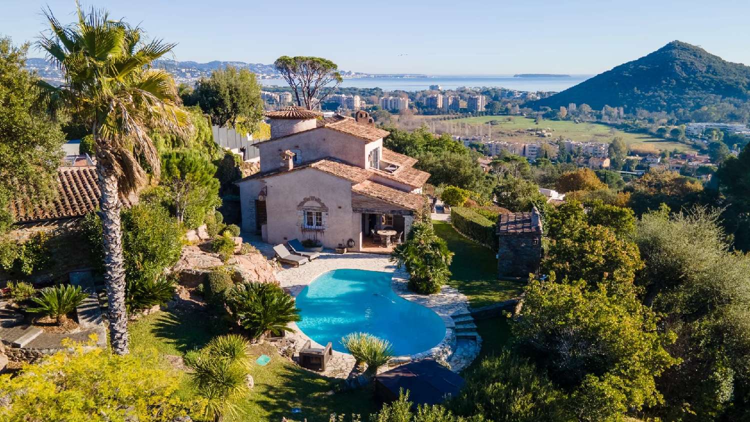  for sale villa Mandelieu-la-Napoule Alpes-Maritimes 1