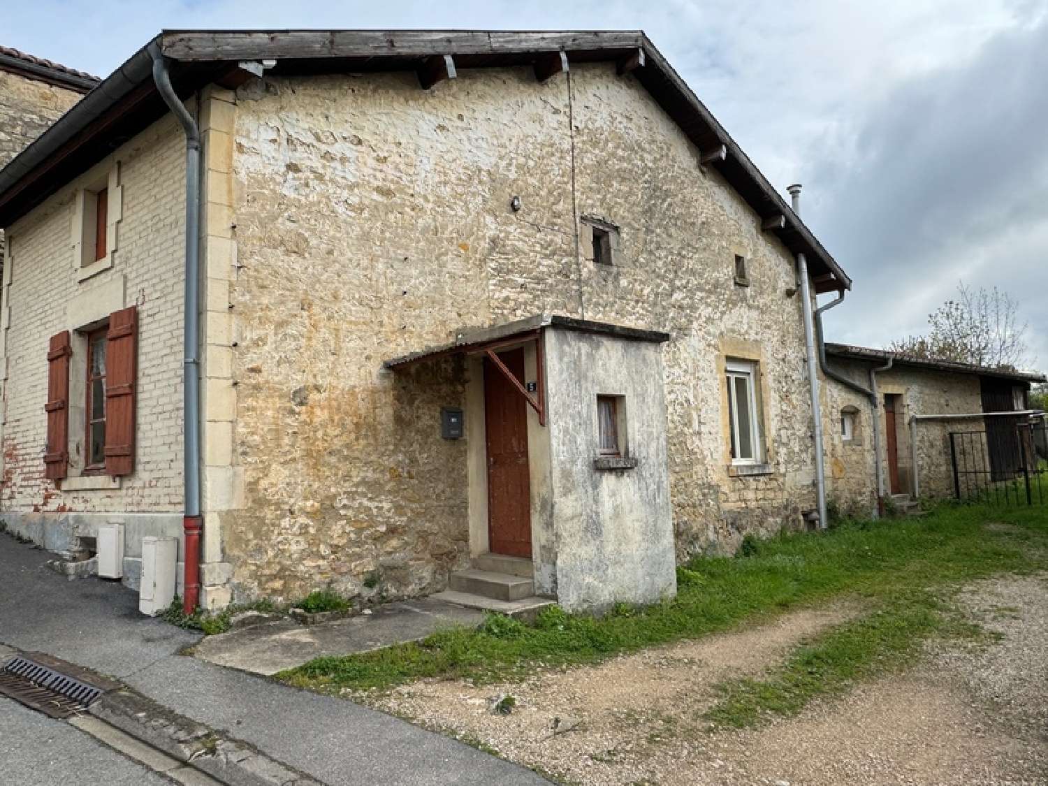  for sale village house Chancenay Haute-Marne 1