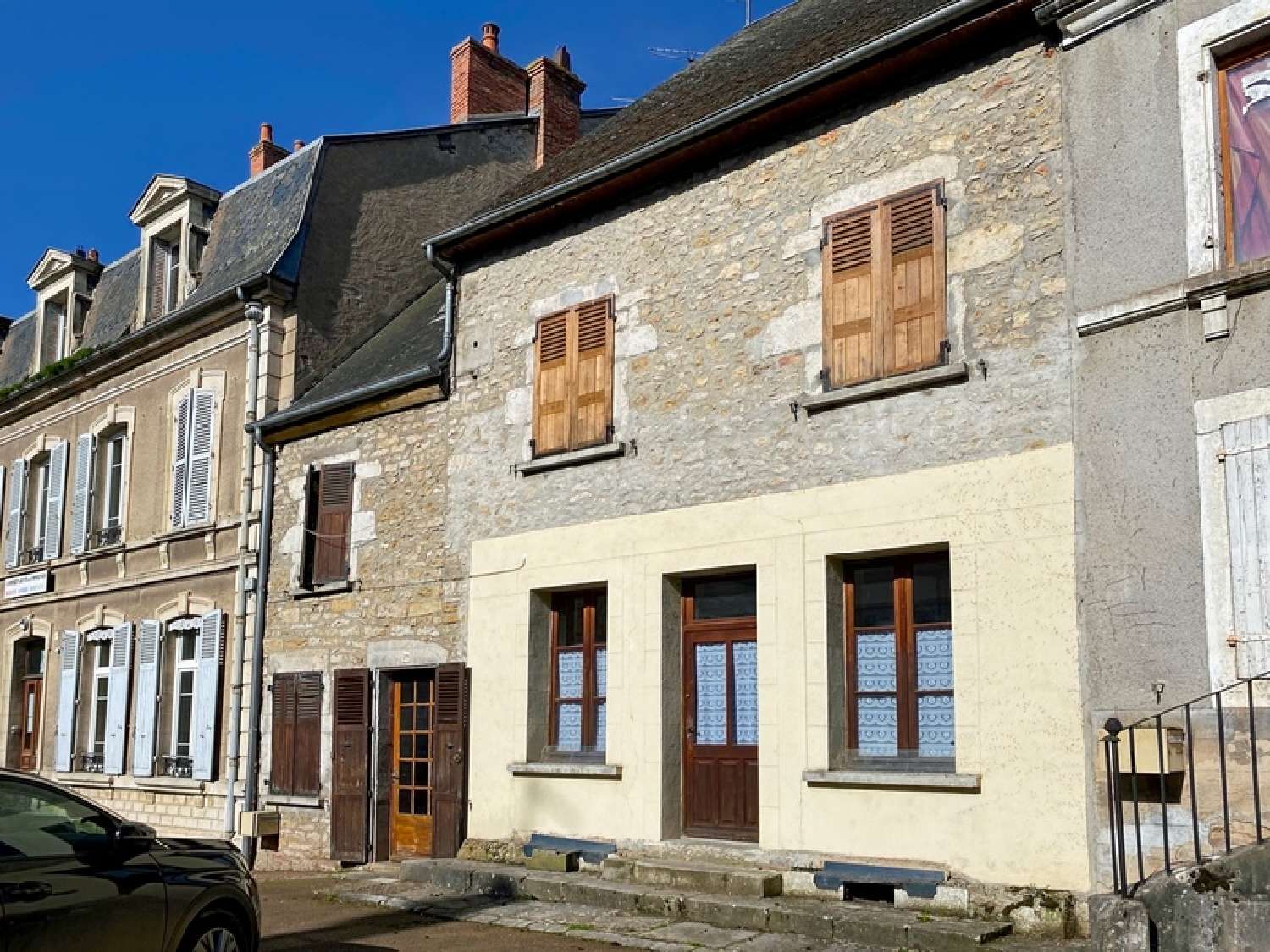  à vendre maison de village Châtillon-en-Bazois Nièvre 1