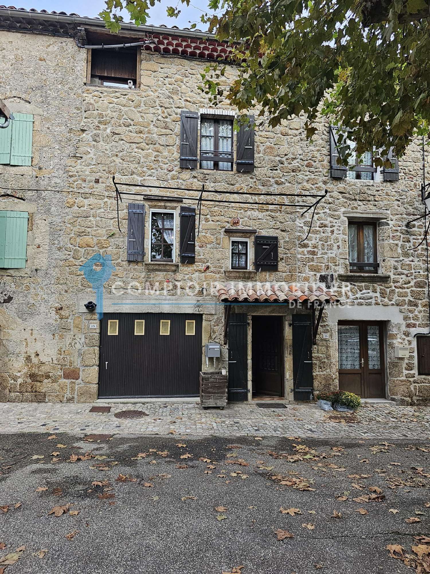  kaufen Dorfhaus Meyras Ardèche 1
