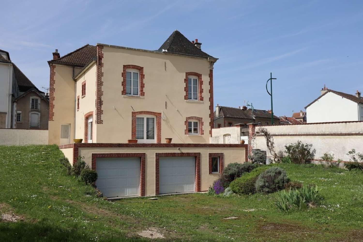  for sale village house Pierry Marne 1