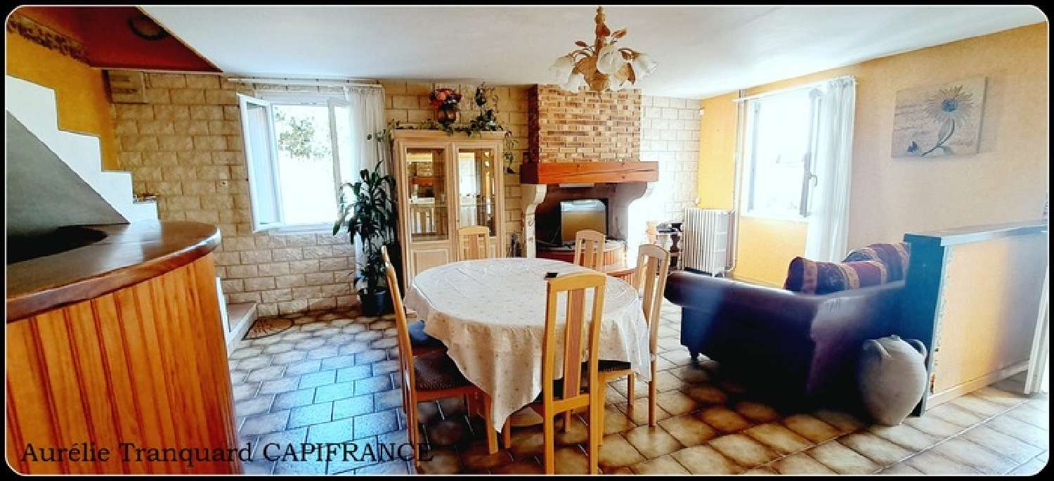  à vendre maison de village Saint-Jean-d'Angély Charente-Maritime 4